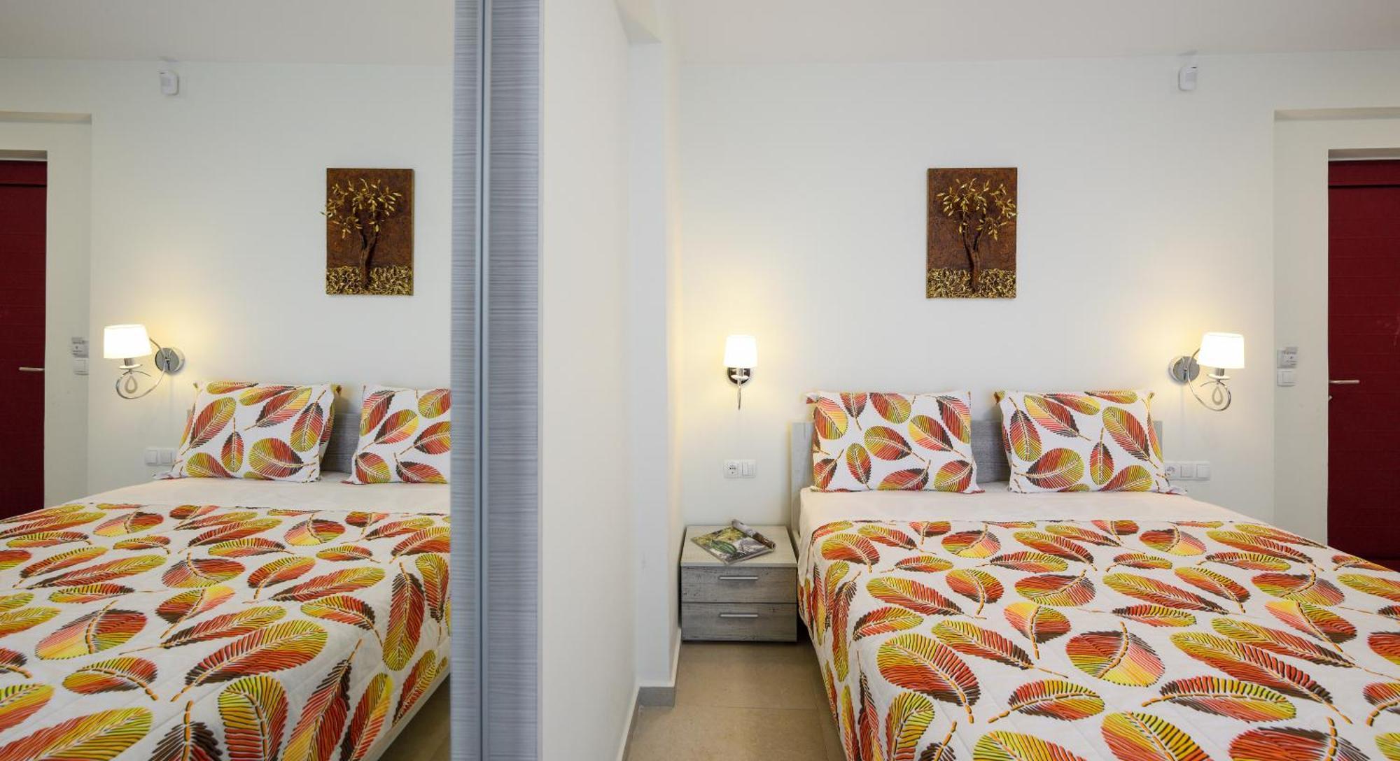 Elpiniki Luxury *