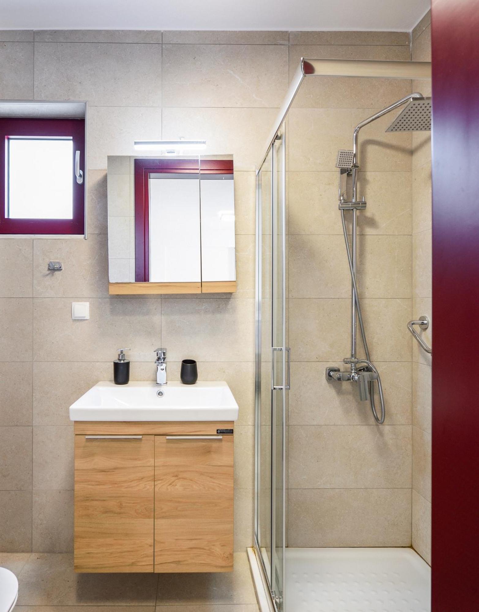 Elpiniki Luxury Nea Poteidaia
