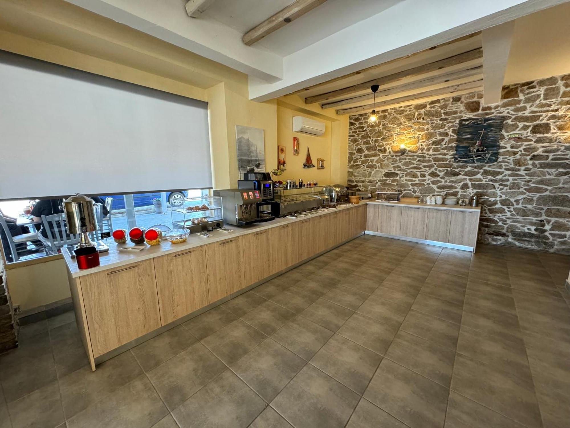 Hotel Studio Nikiti Beach