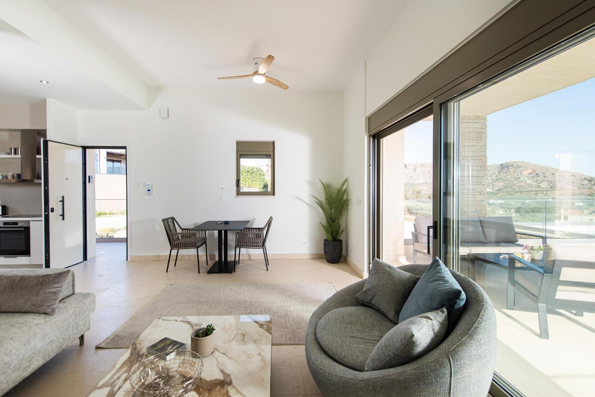 Apartment Seascape *