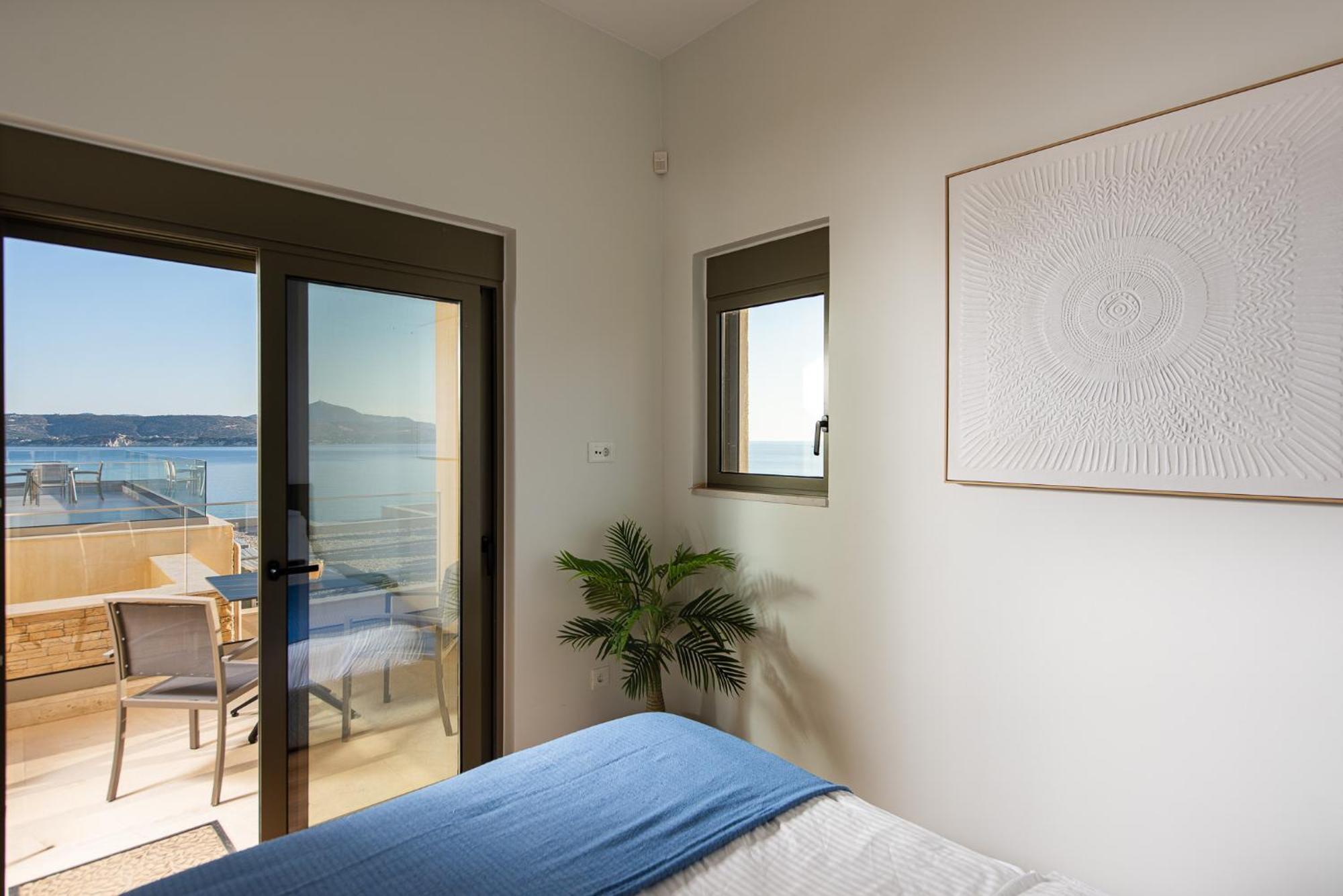 Apartment Seascape *