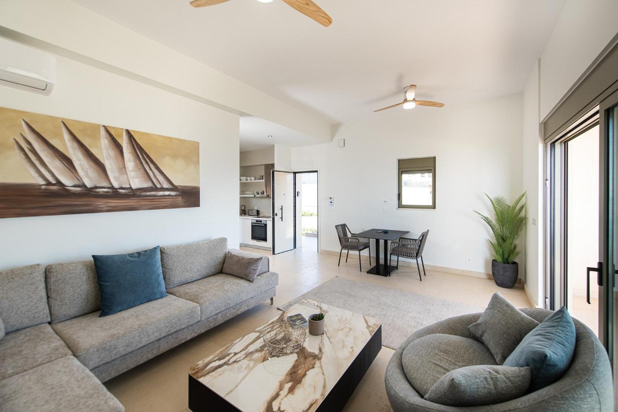 Seascape Apartment Kalyves