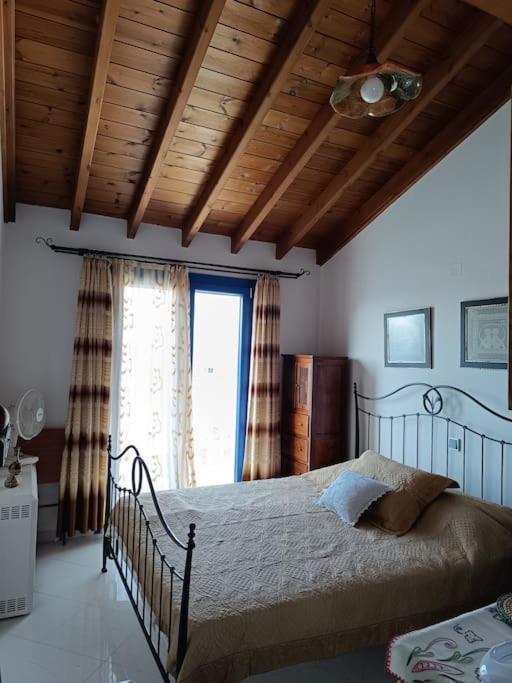 Kleopatra's Apartment, Livadaki *