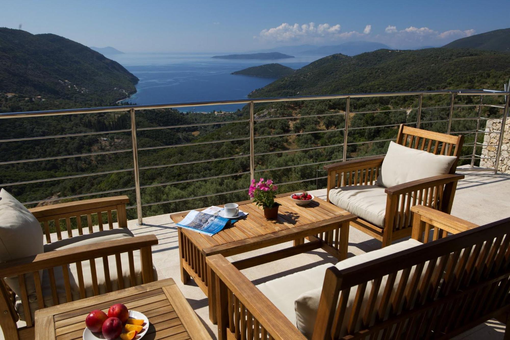 Gialos Villa *