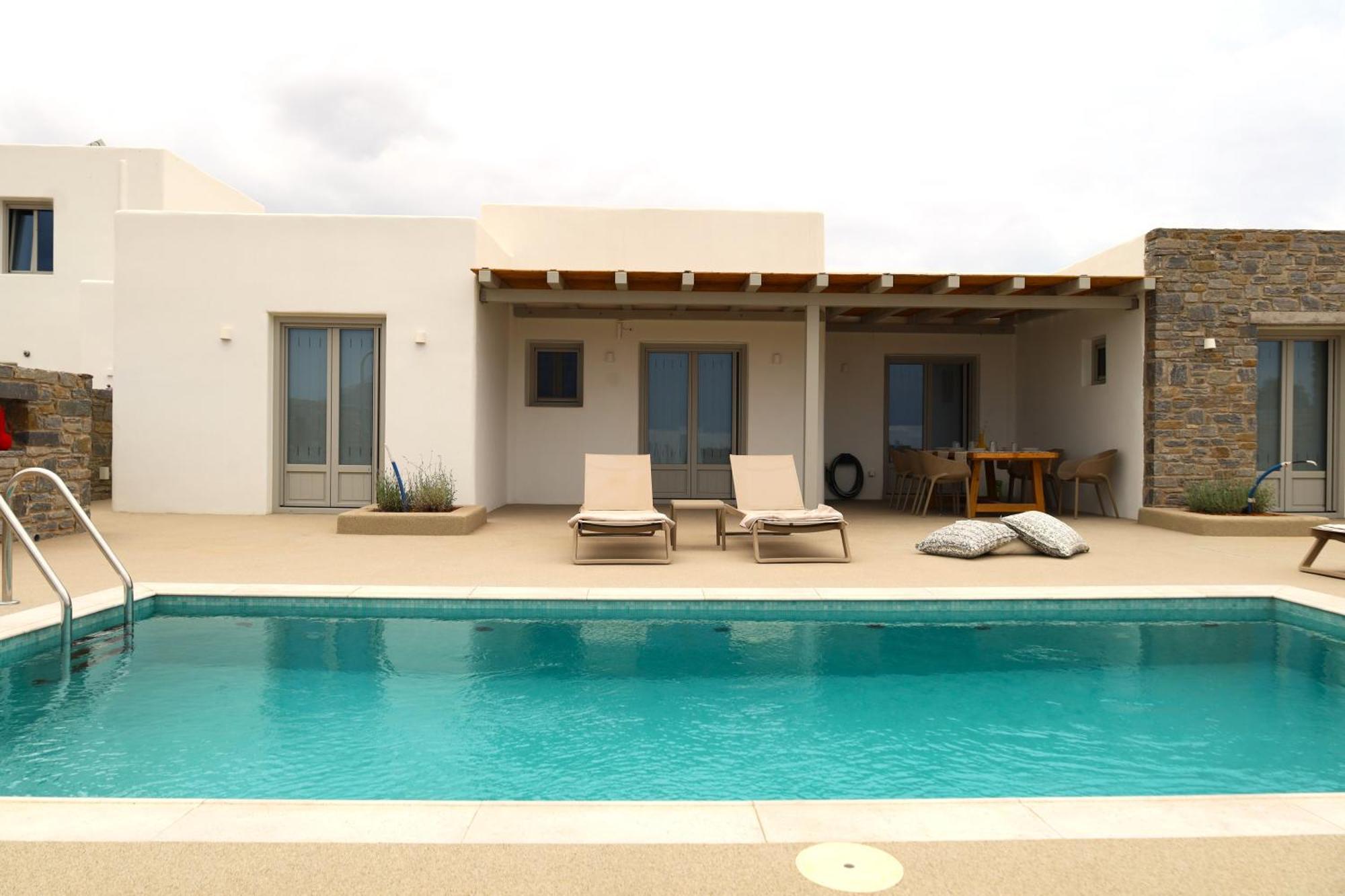 Mosaic Villas, Paros Villa