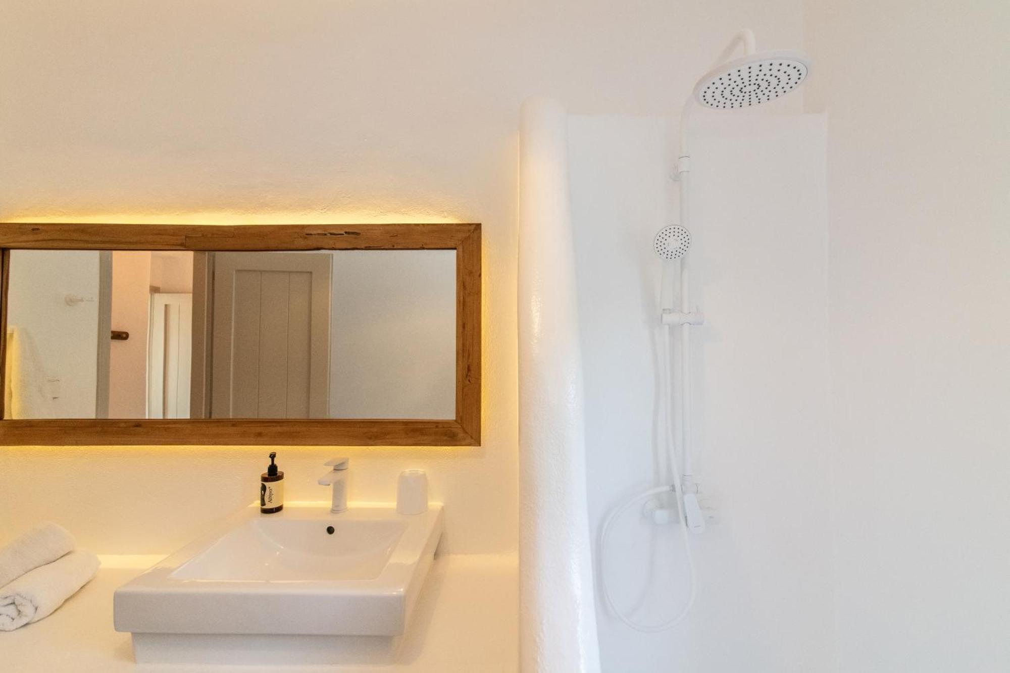 Villa By Eneatinos - 3br Seaview *