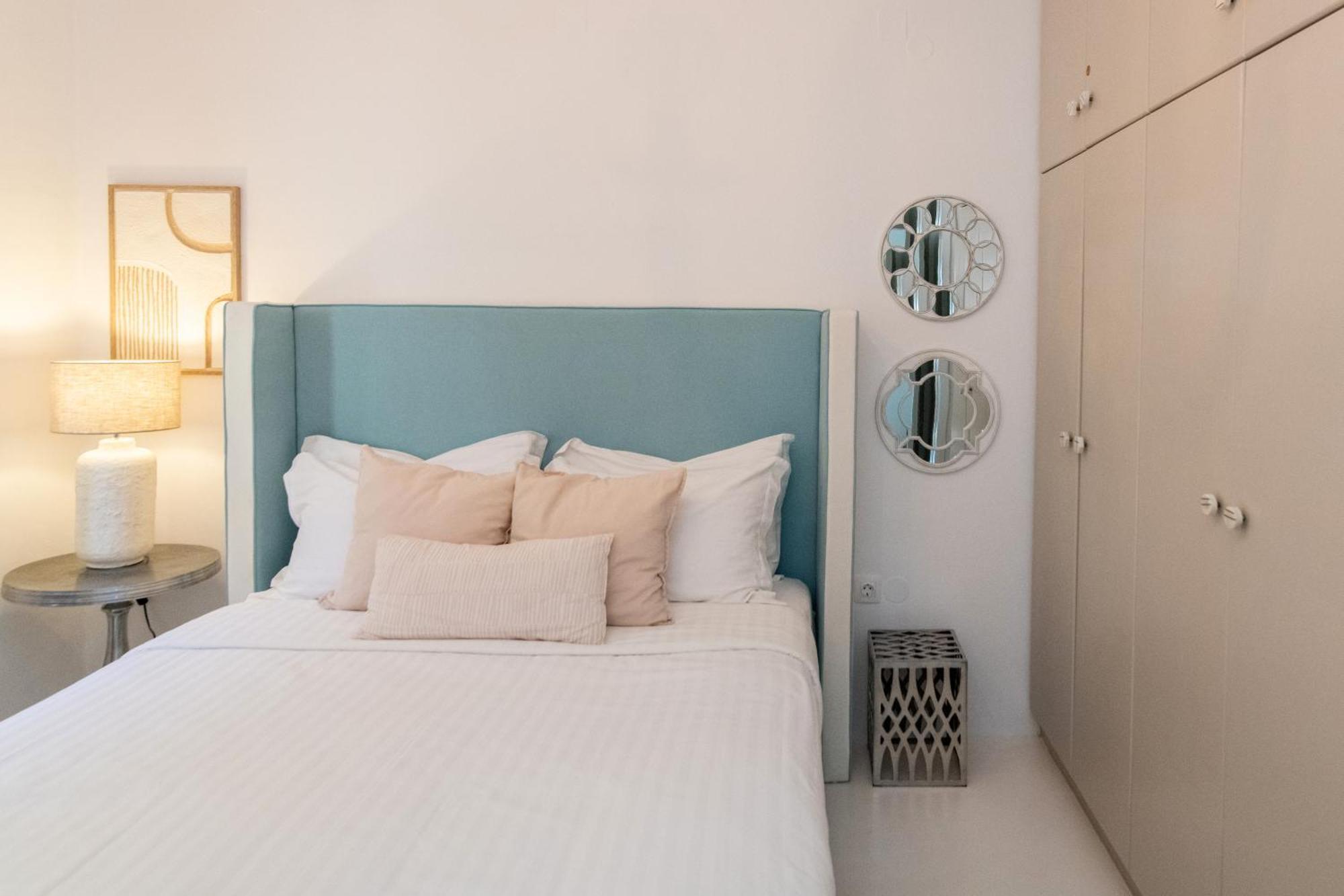 By Eneatinos - 3br Seaview Tinos