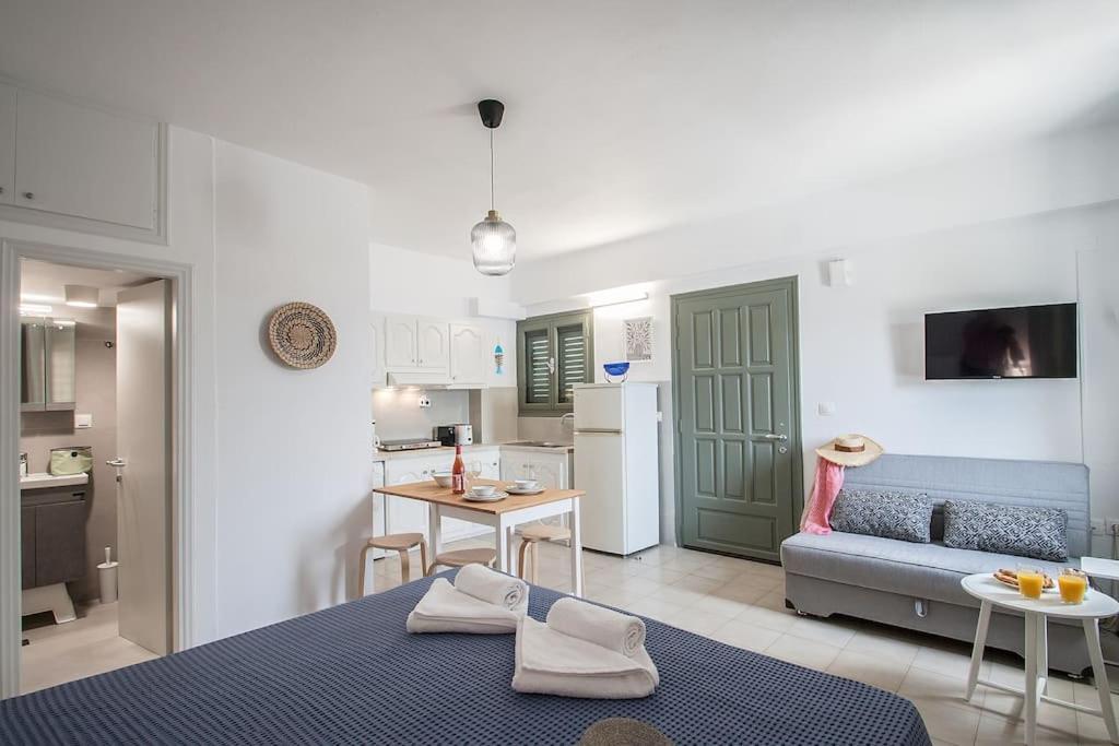 Thama Of 1 Apartment Skiathos Town