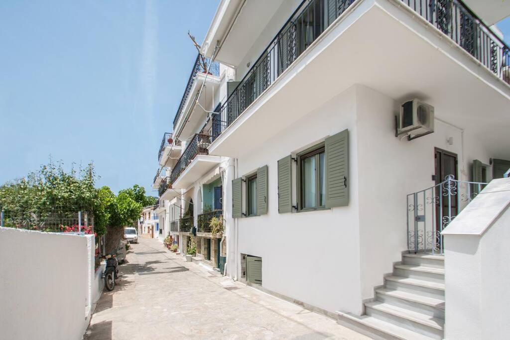 Thama Of 1 * Skiathos Town