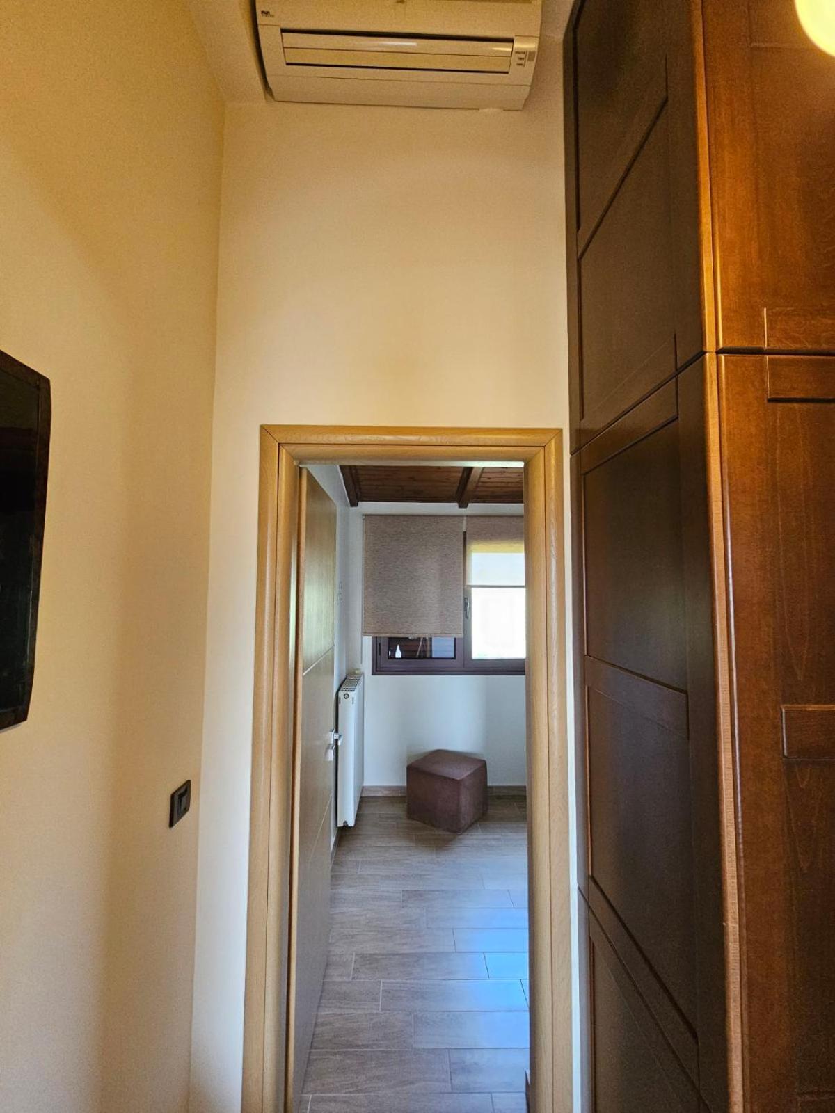 Orestis' Family House Apartment