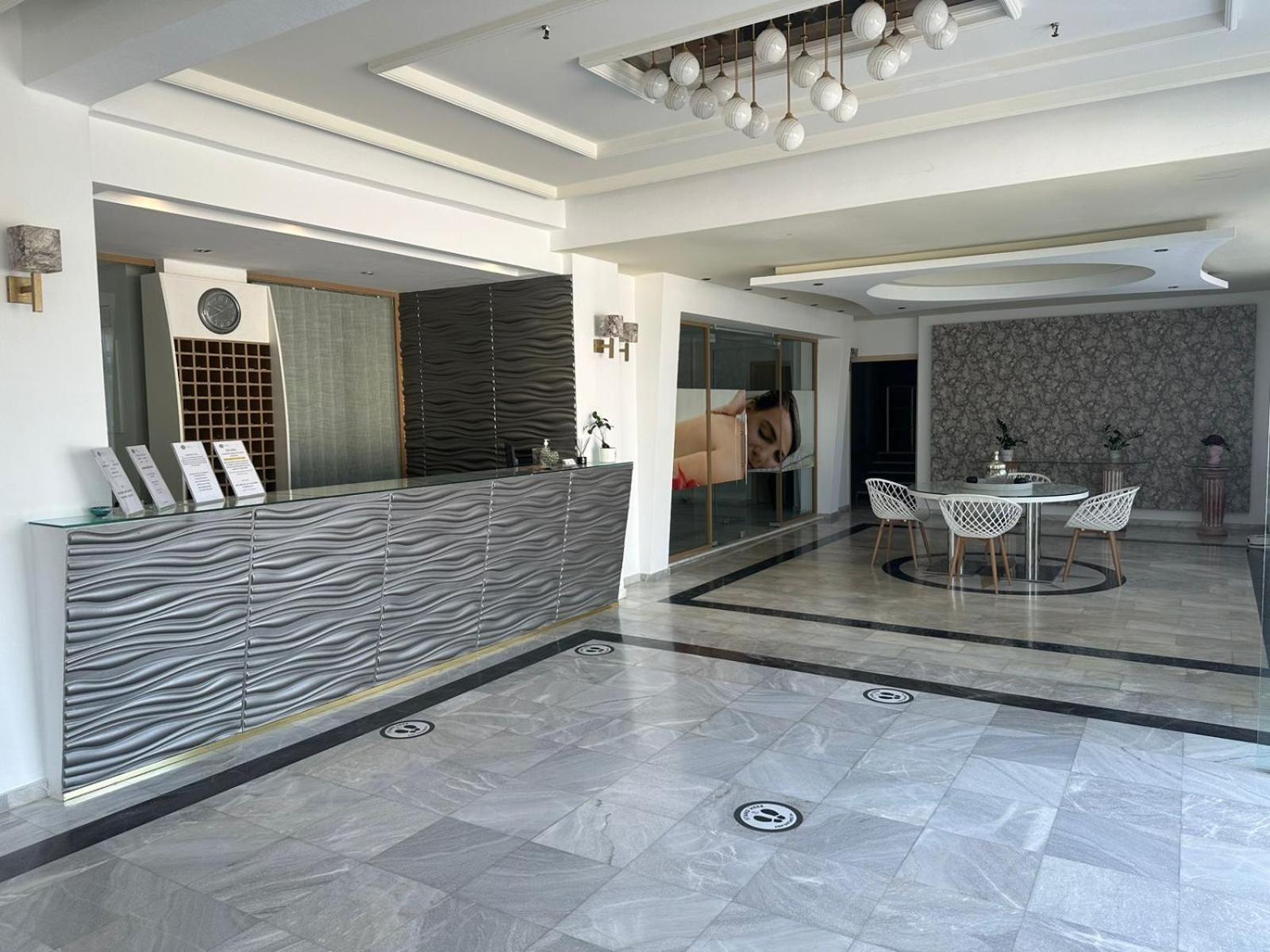 Hotel Adel Paradise 4*