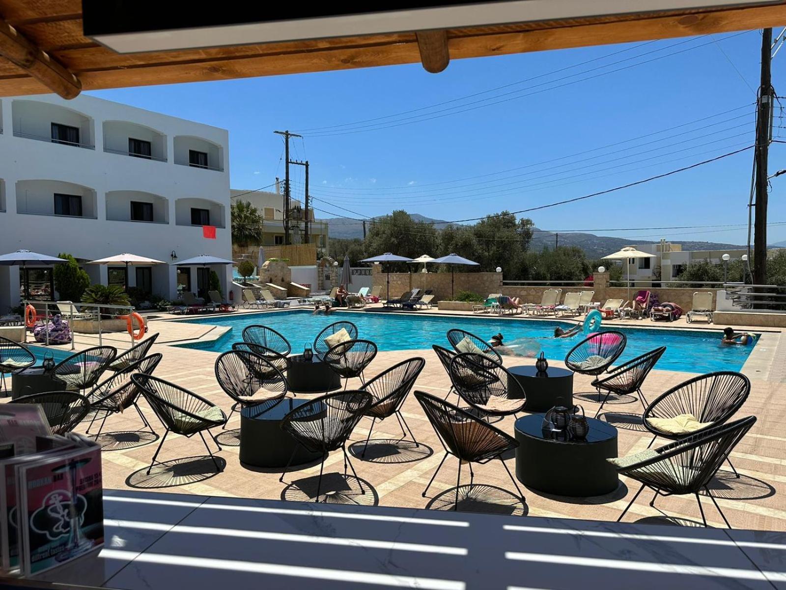 Adel Paradise Hotel 4*
