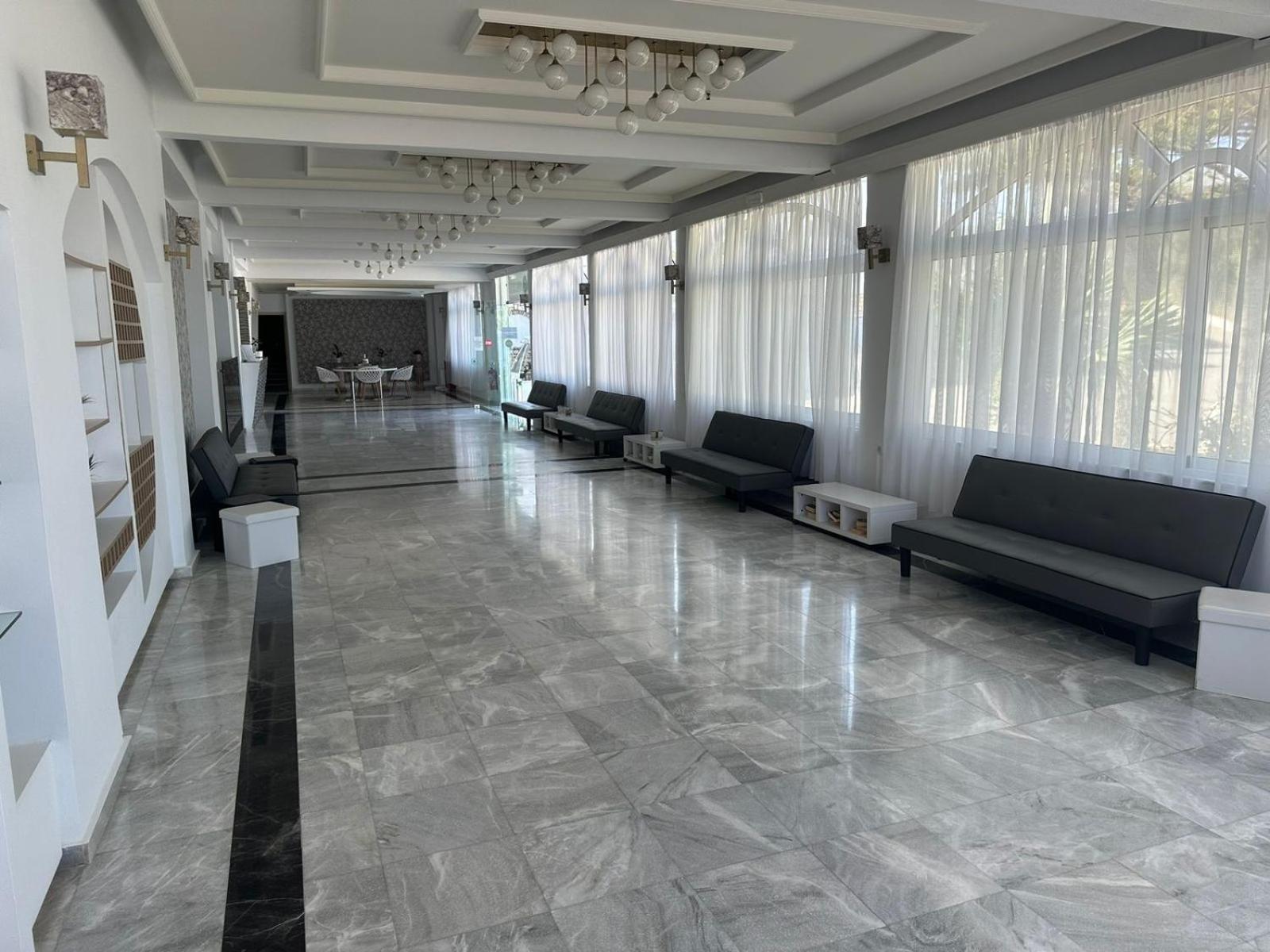 Hotel Adel Paradise