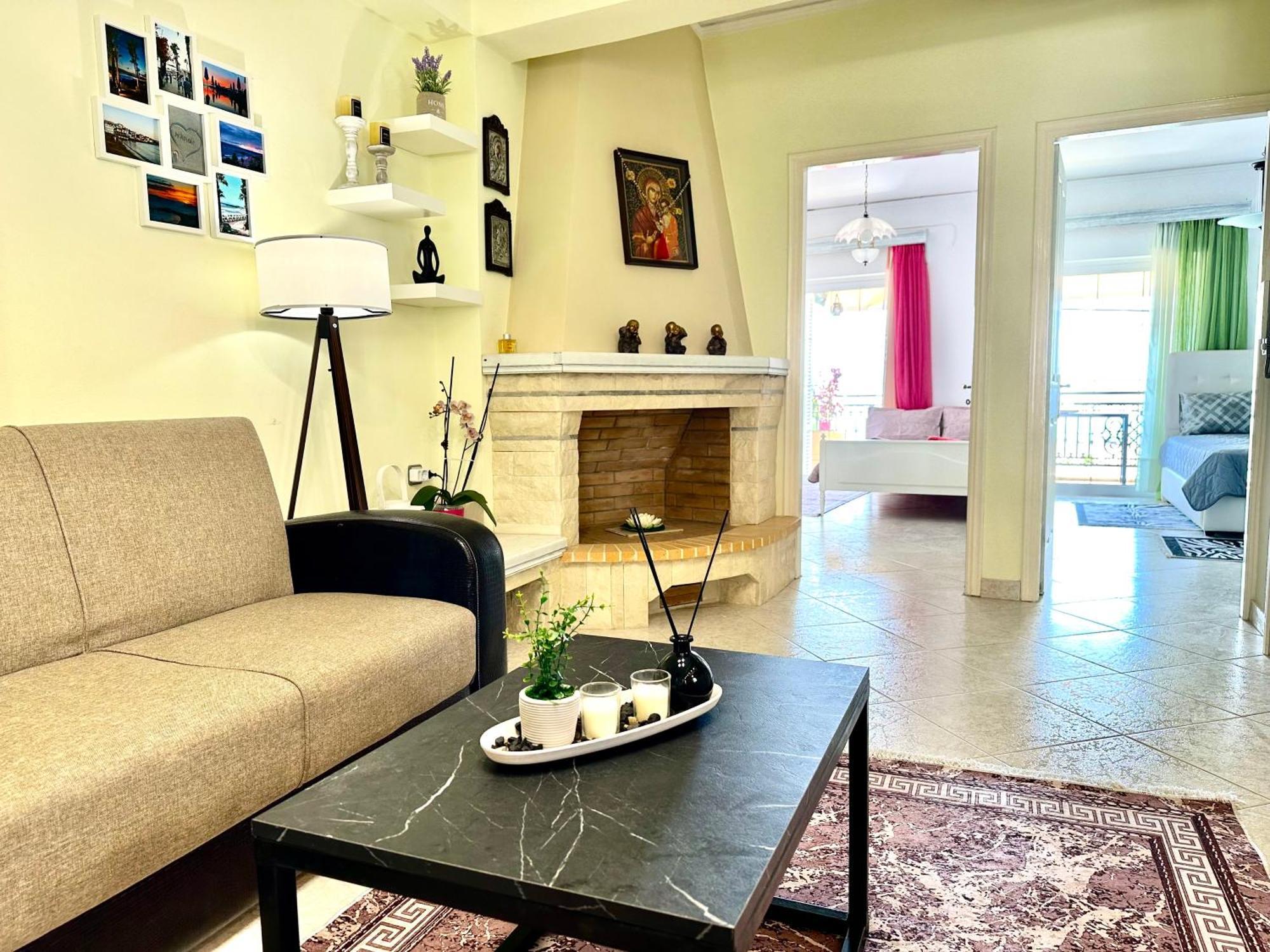 Bratis House Apartment *