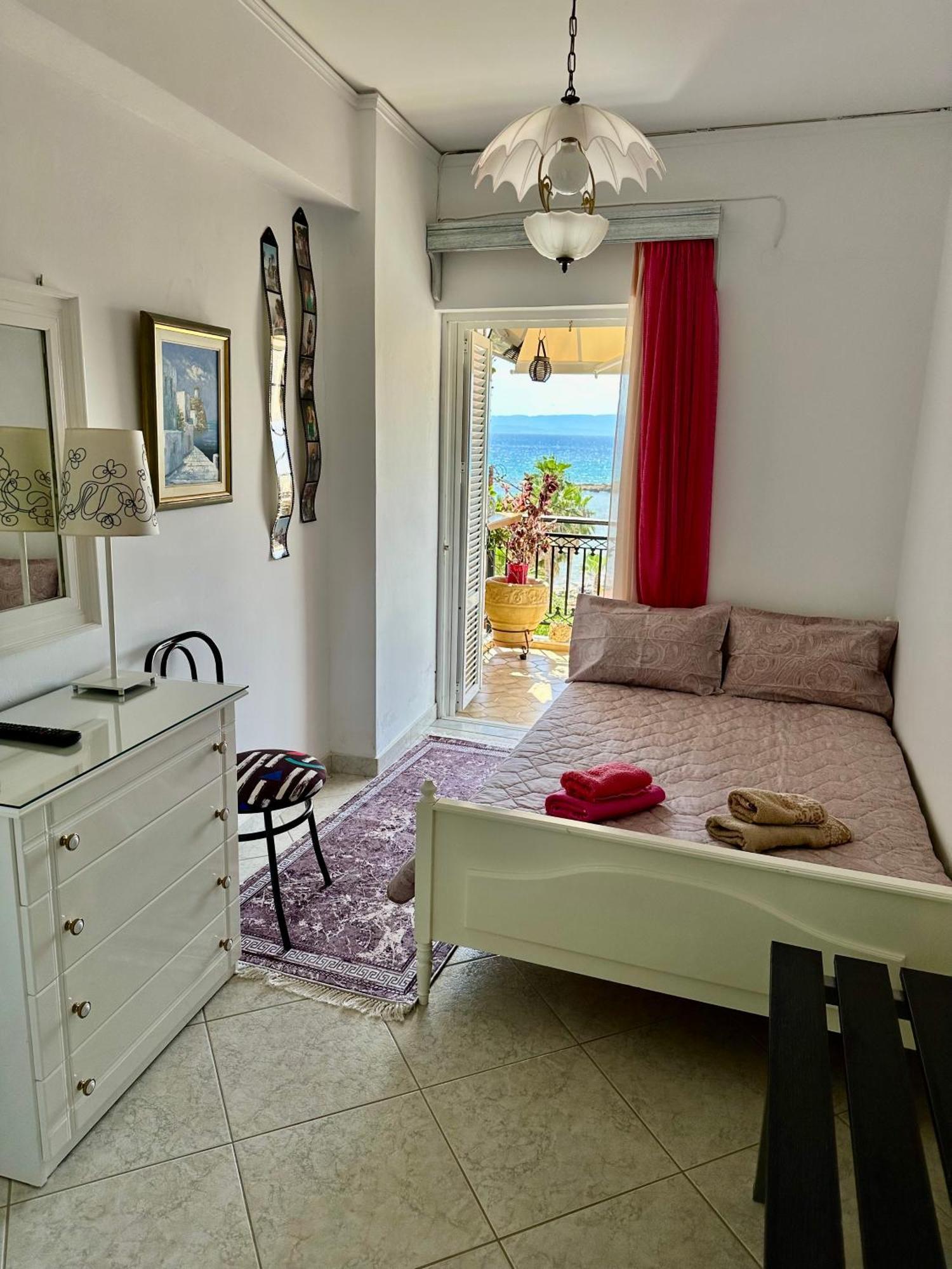 Apartment Bratis House Arkoudi