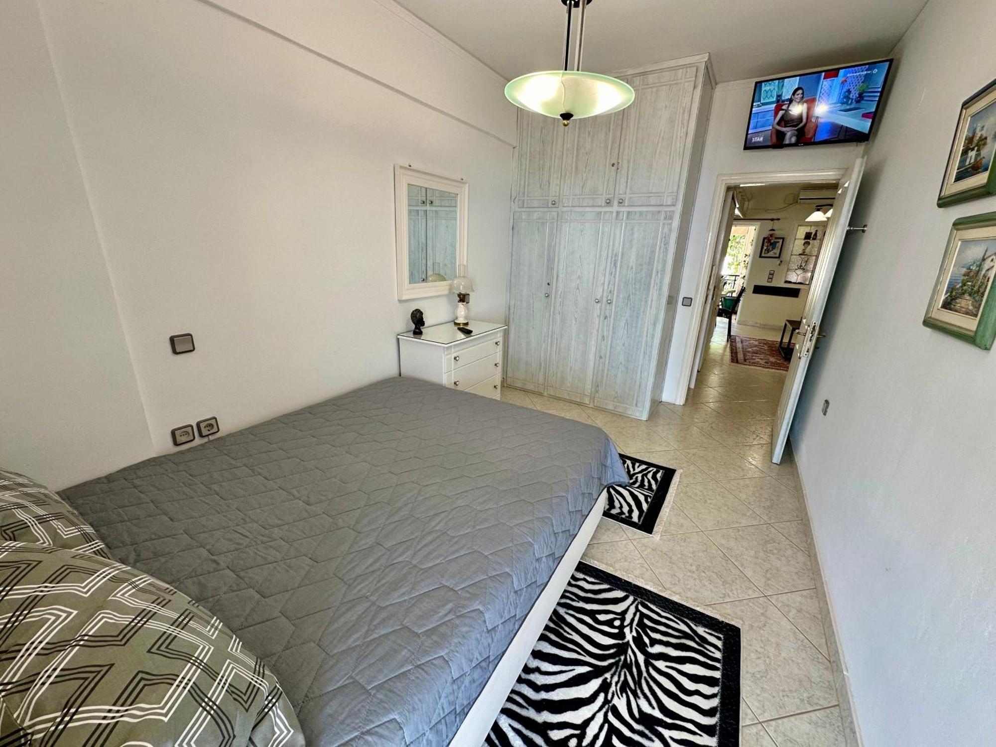 Apartment Bratis House *