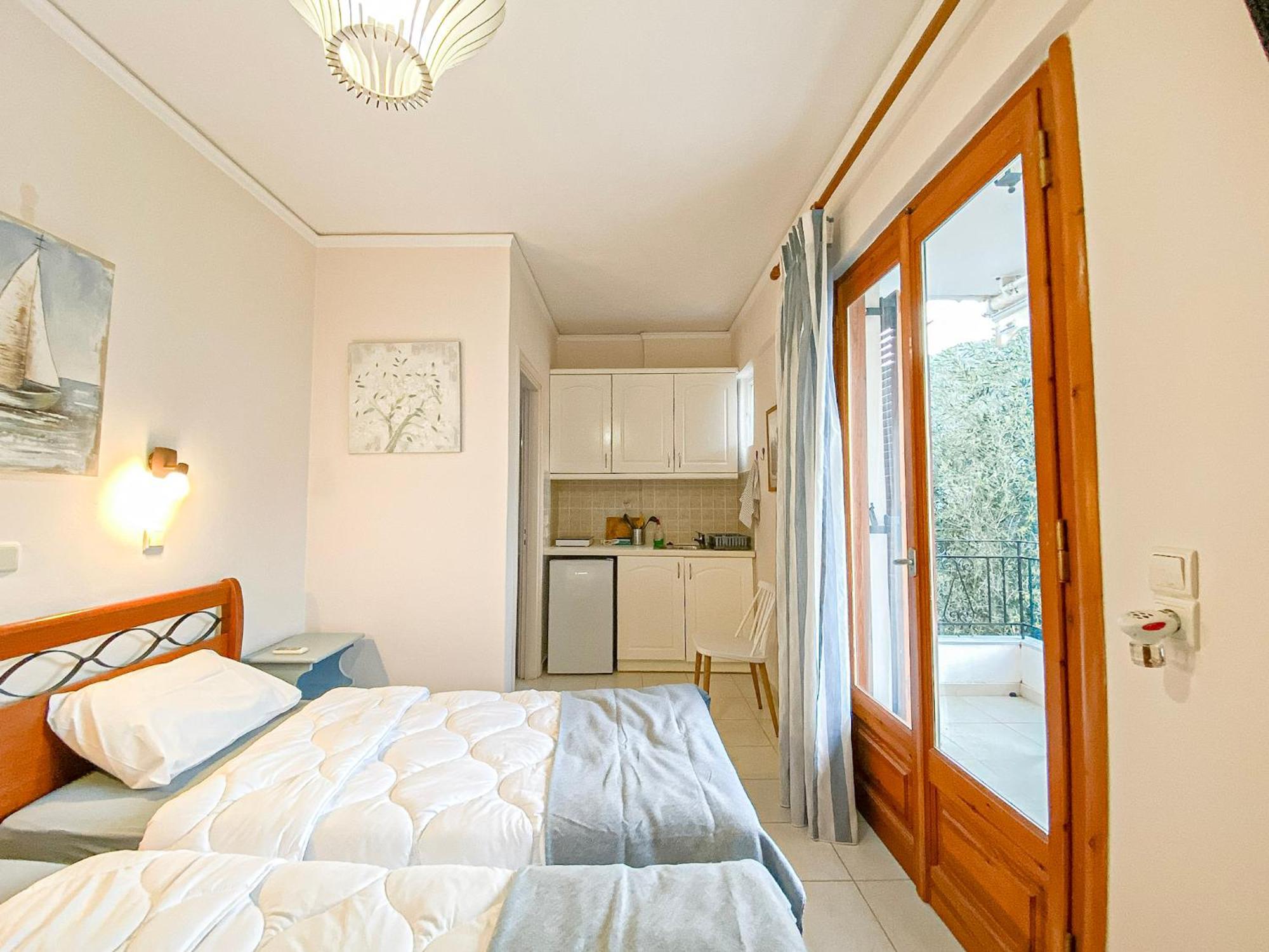 Nostos Apartment *