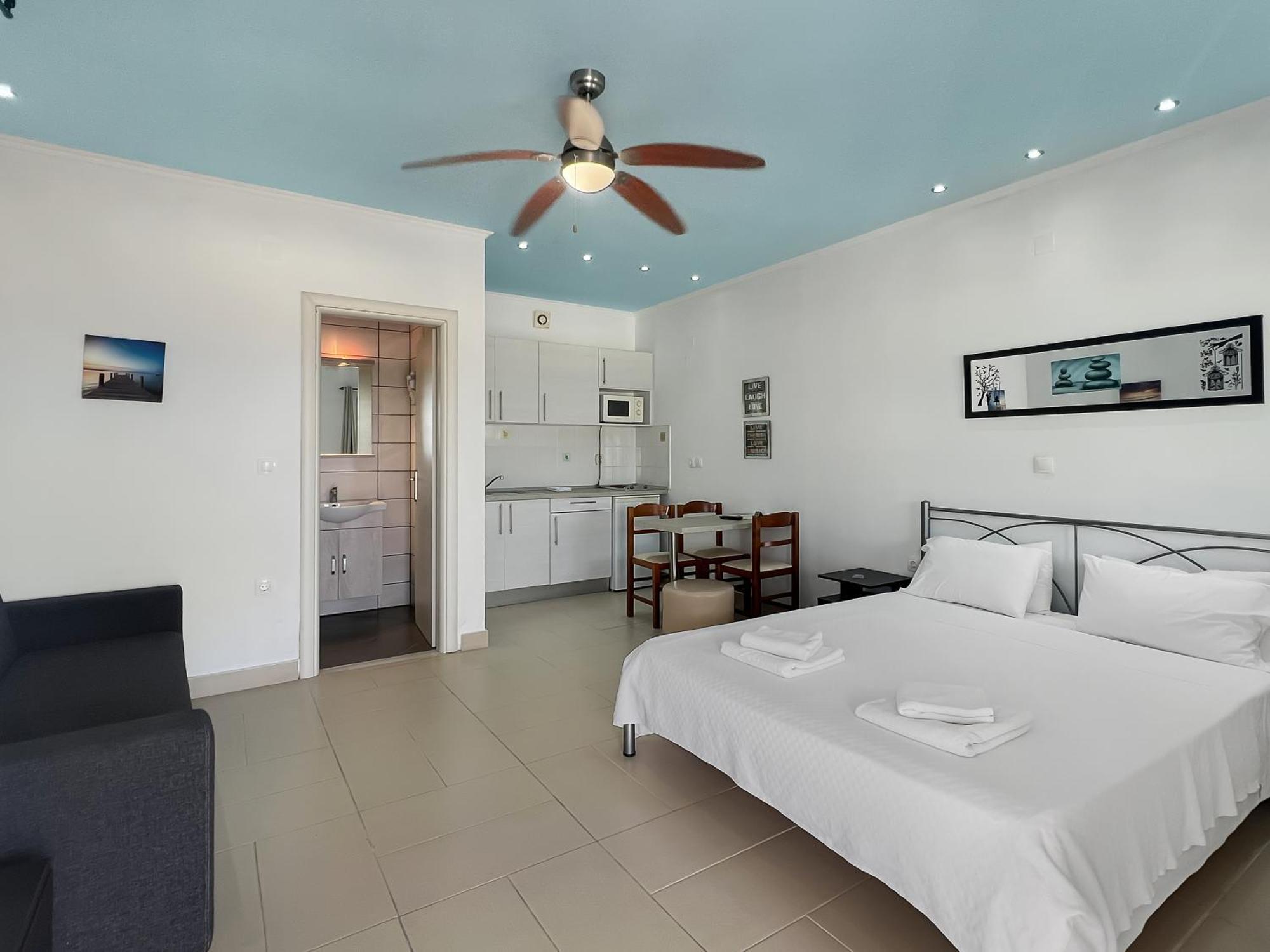 Corfu Andromaches 3*