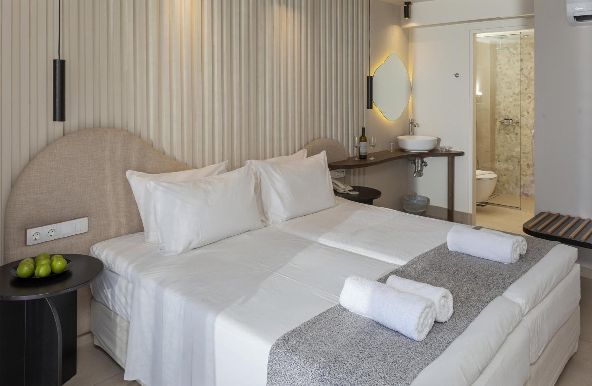 Alia By Estia Hotel 4*