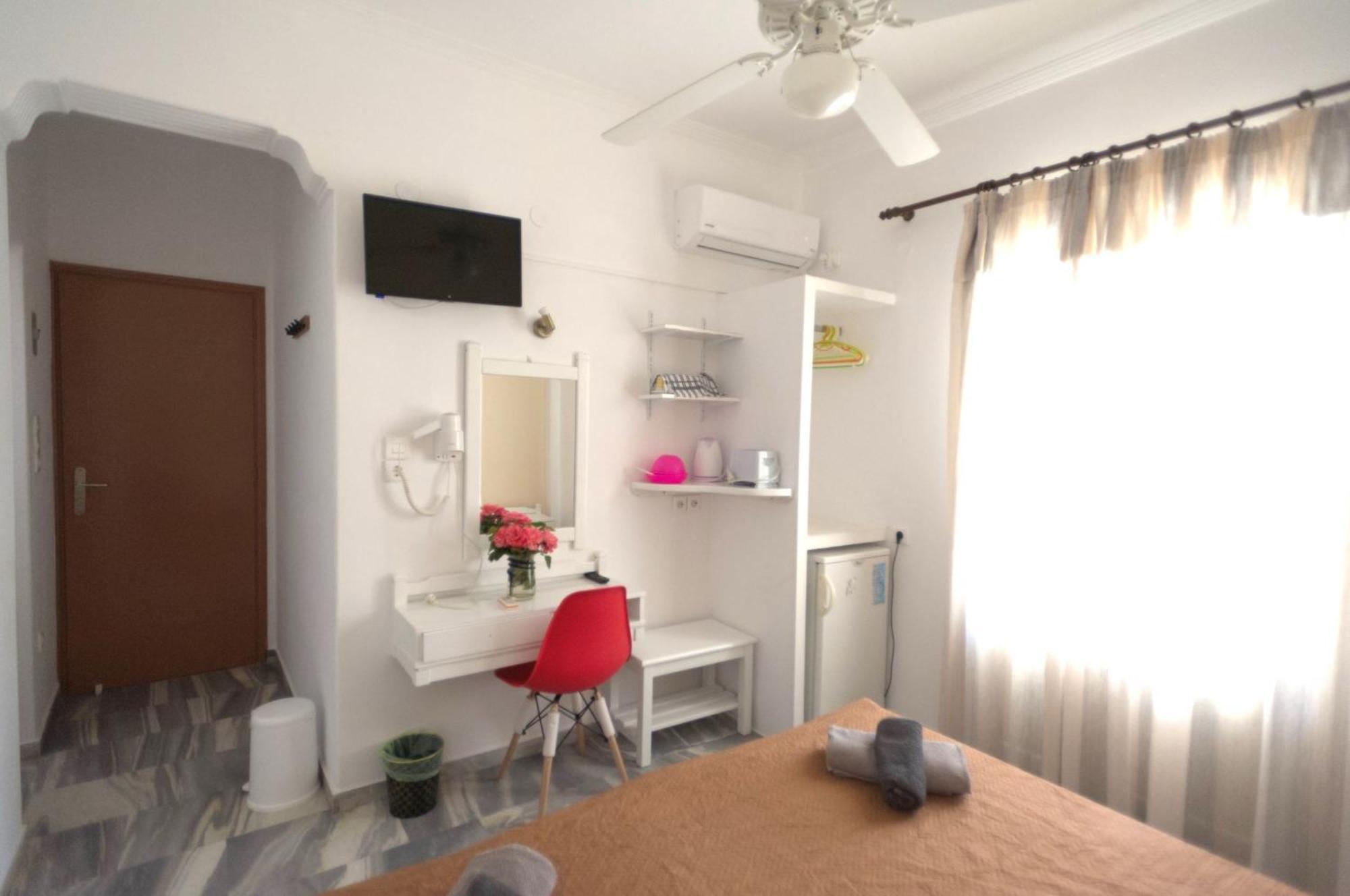 Marisa 2* Parikia (Paros)