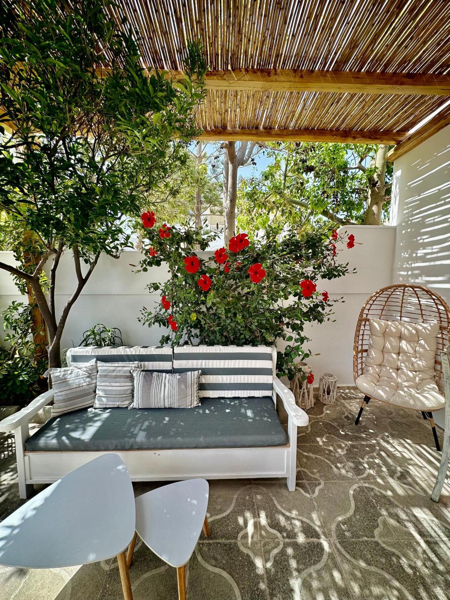 Athina Rooms - Lounge Apartments