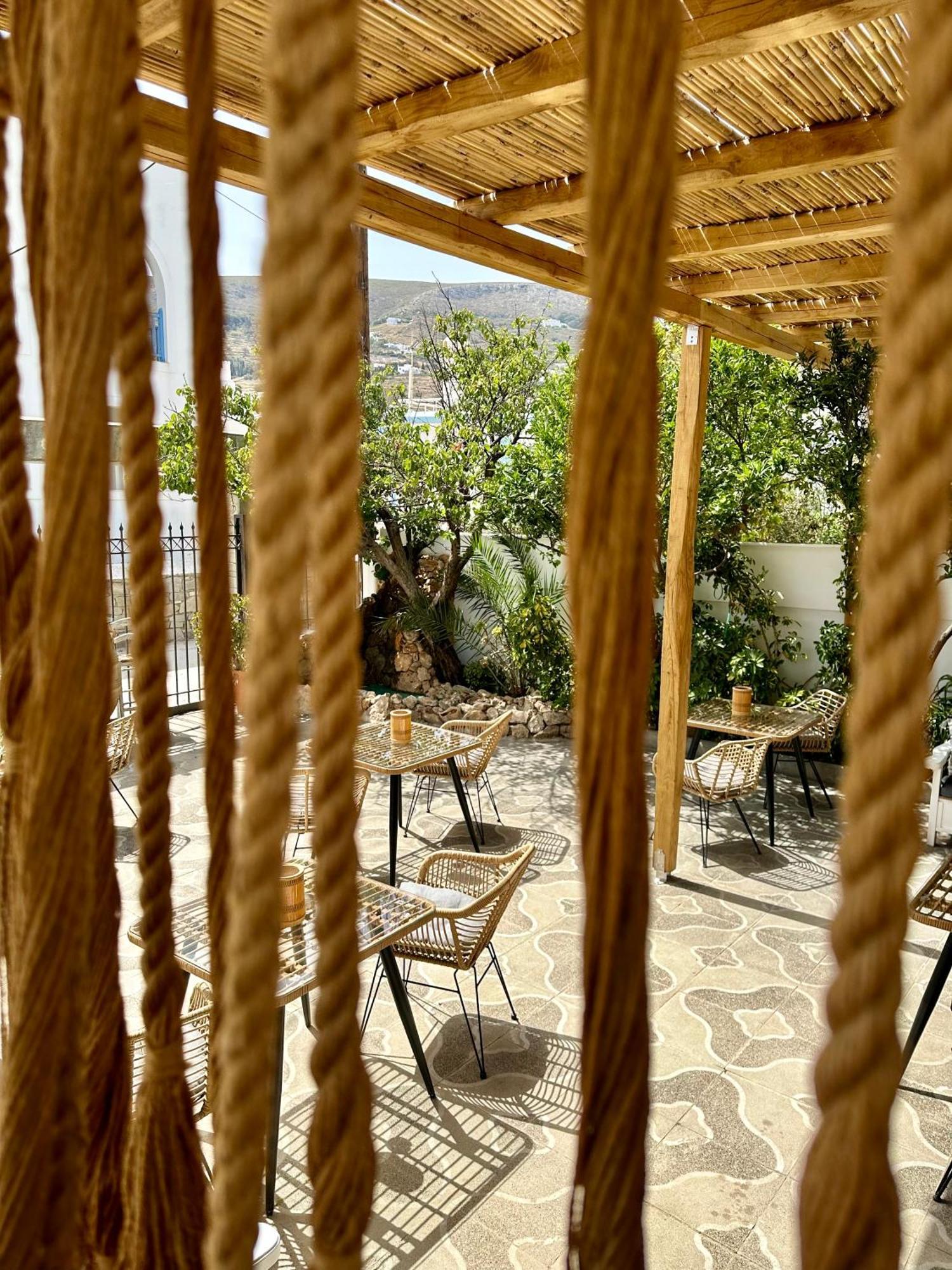 Athina Rooms - Lounge Apartments 2* Parikia (Paros)