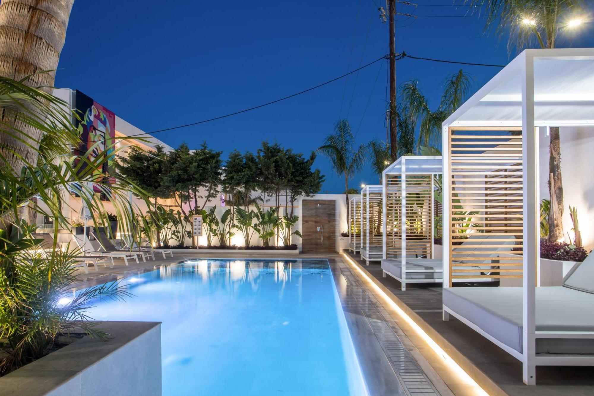 Casastavris - Aparts & Pool Aparthotel 2*