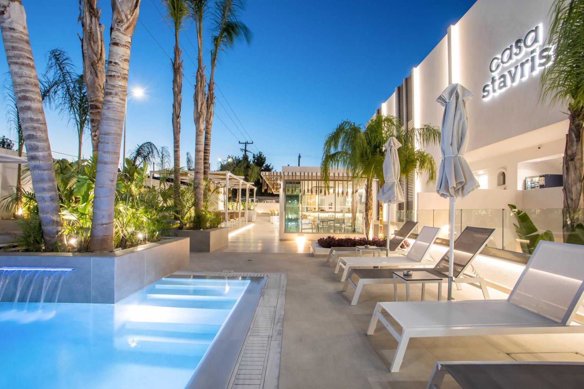Casastavris - Aparts & Pool 2*