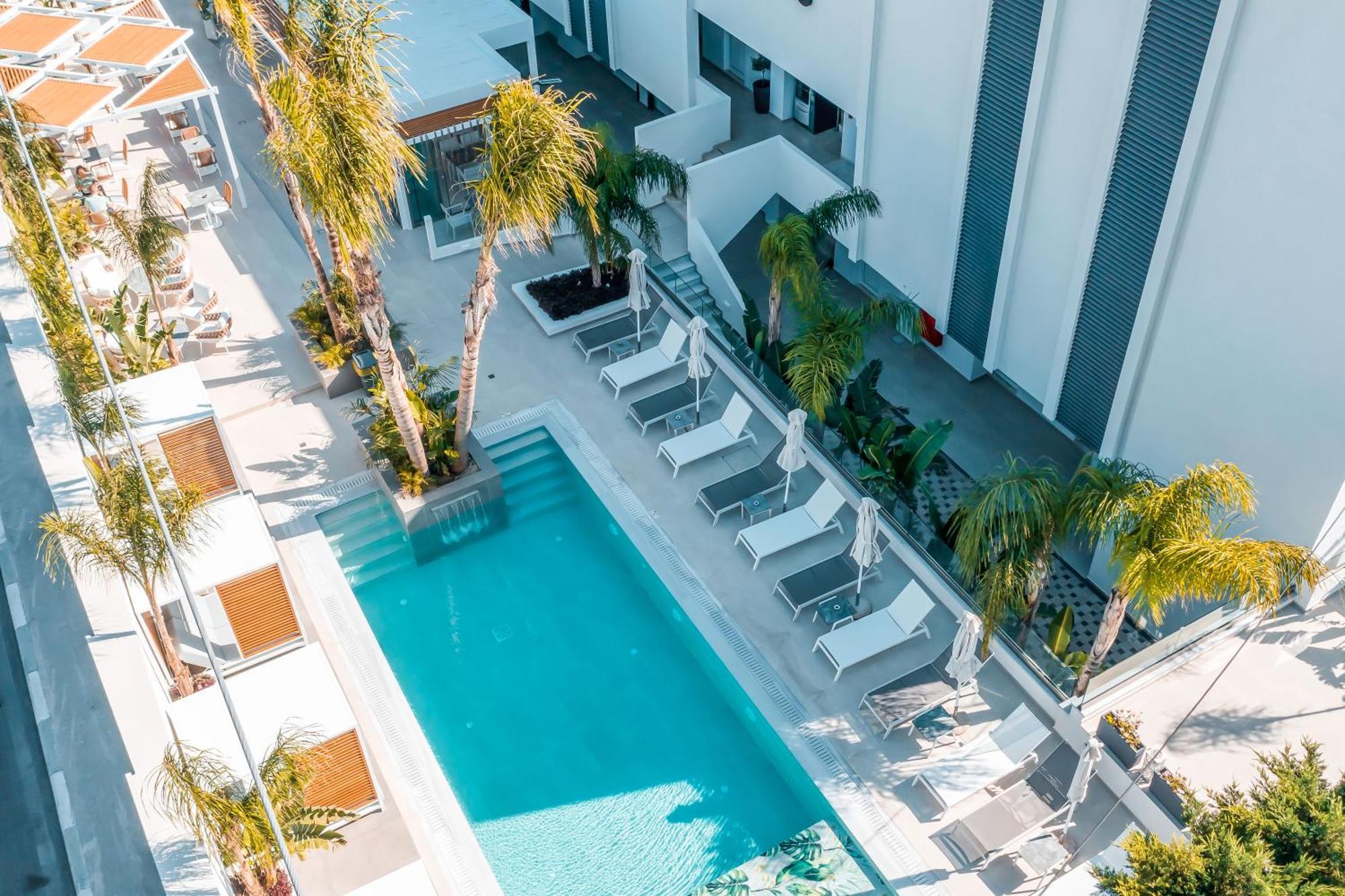 Aparthotel Casastavris - Aparts & Pool Faliraki