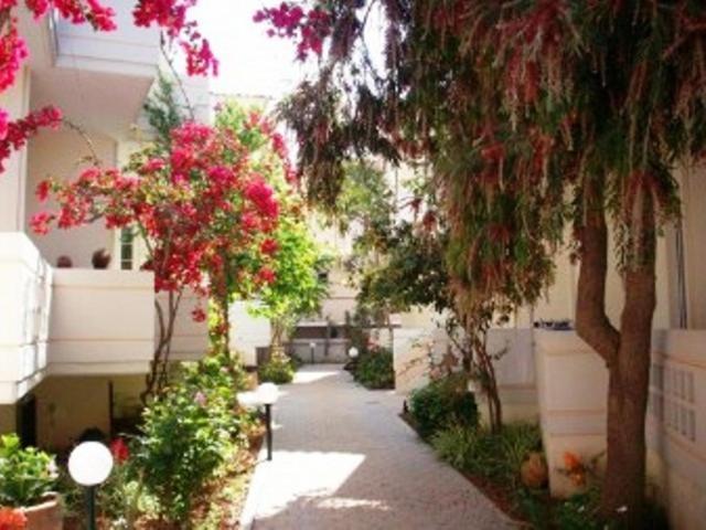 Aparthotel Apelia 2*