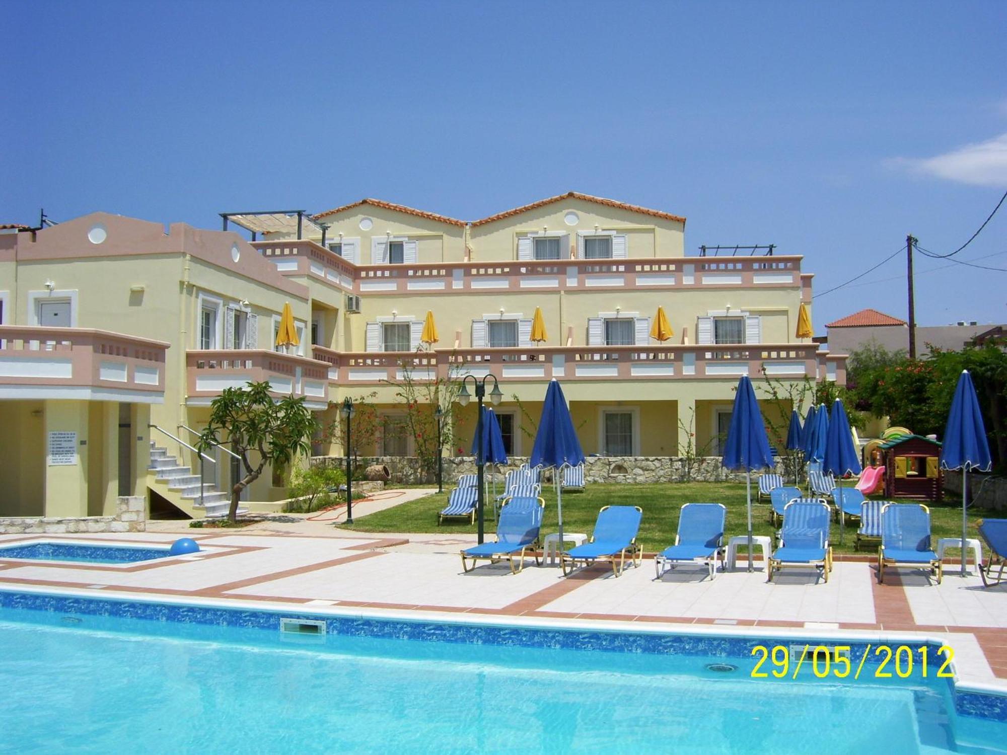 Apelia 2* Agia Marina (Crete)