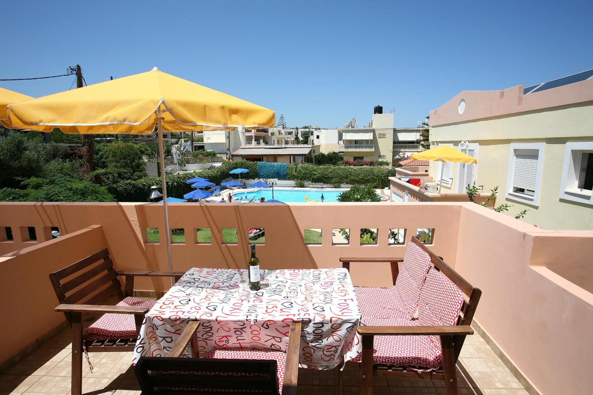 Apelia Aparthotel 2*