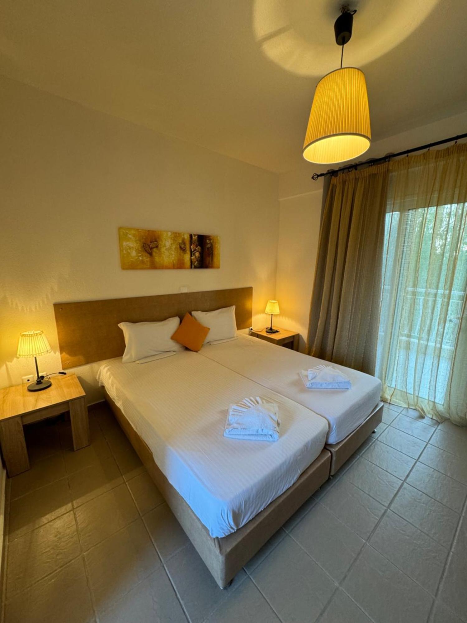 Dafnes Guest house