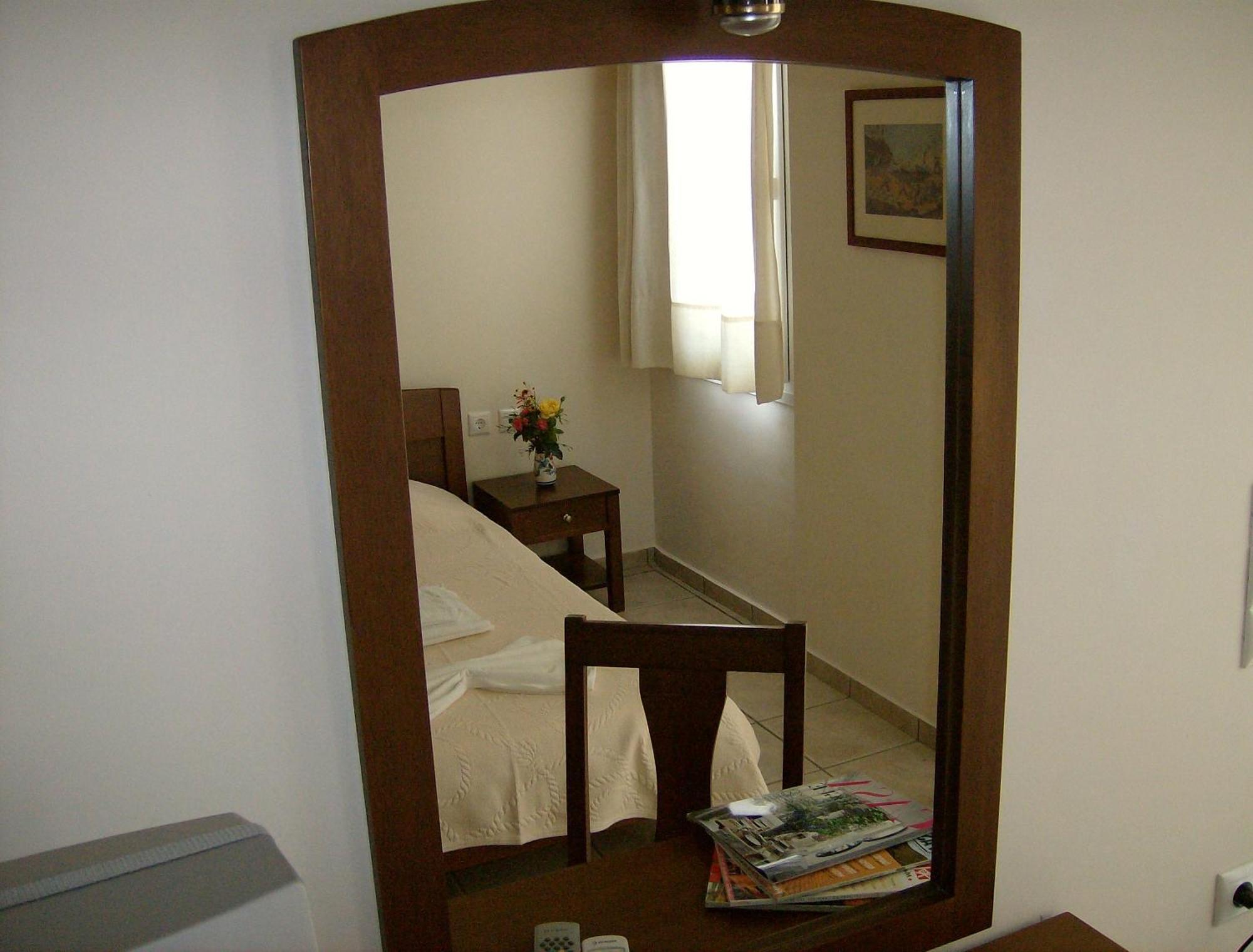 Nikolaou Bros Apartment