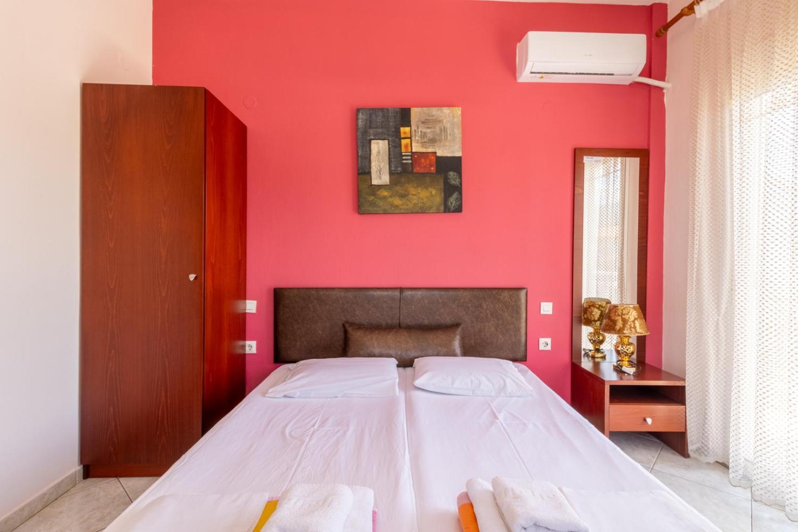Apartment Iliadis House *