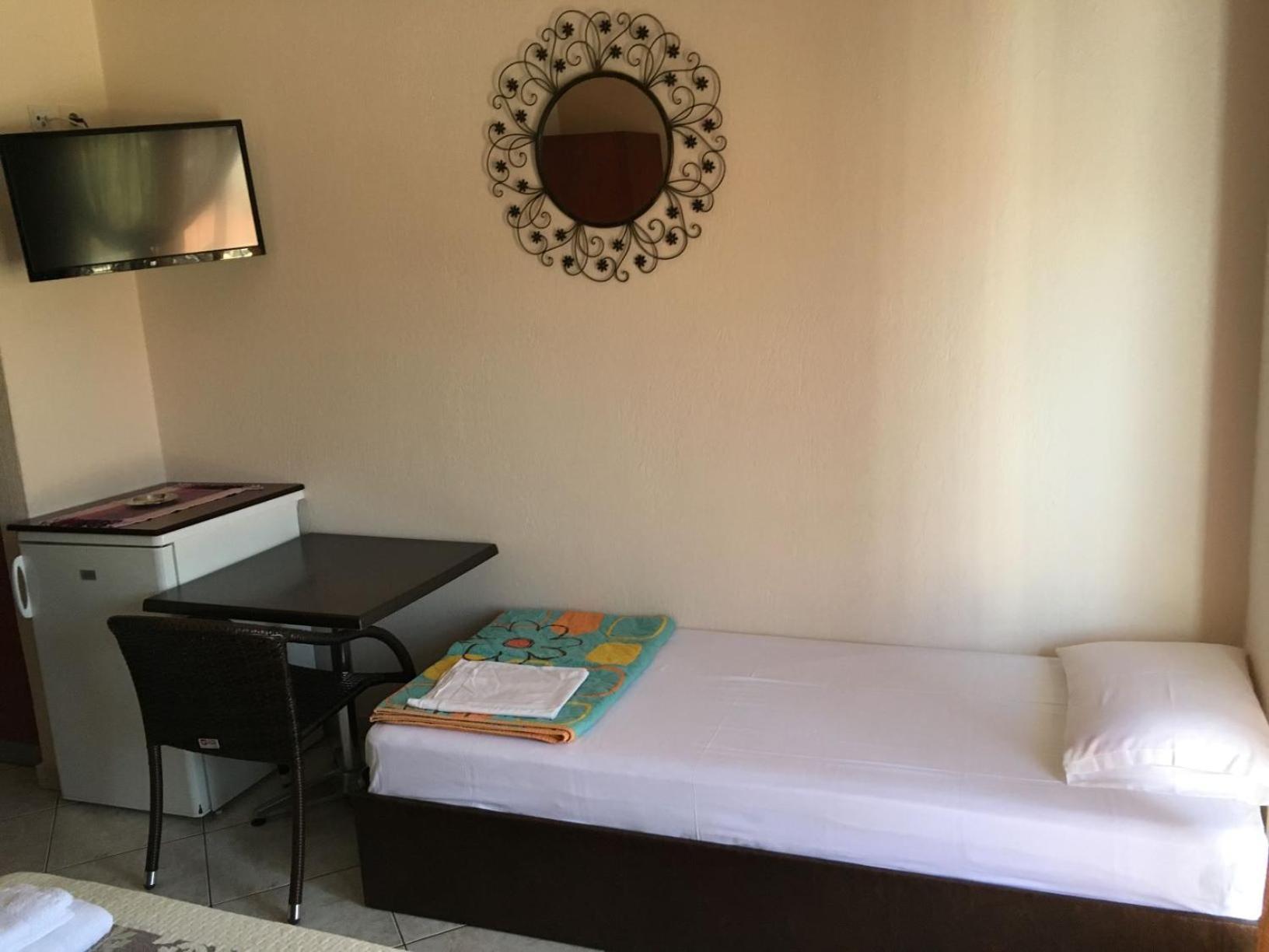 Iliadis House Apartment