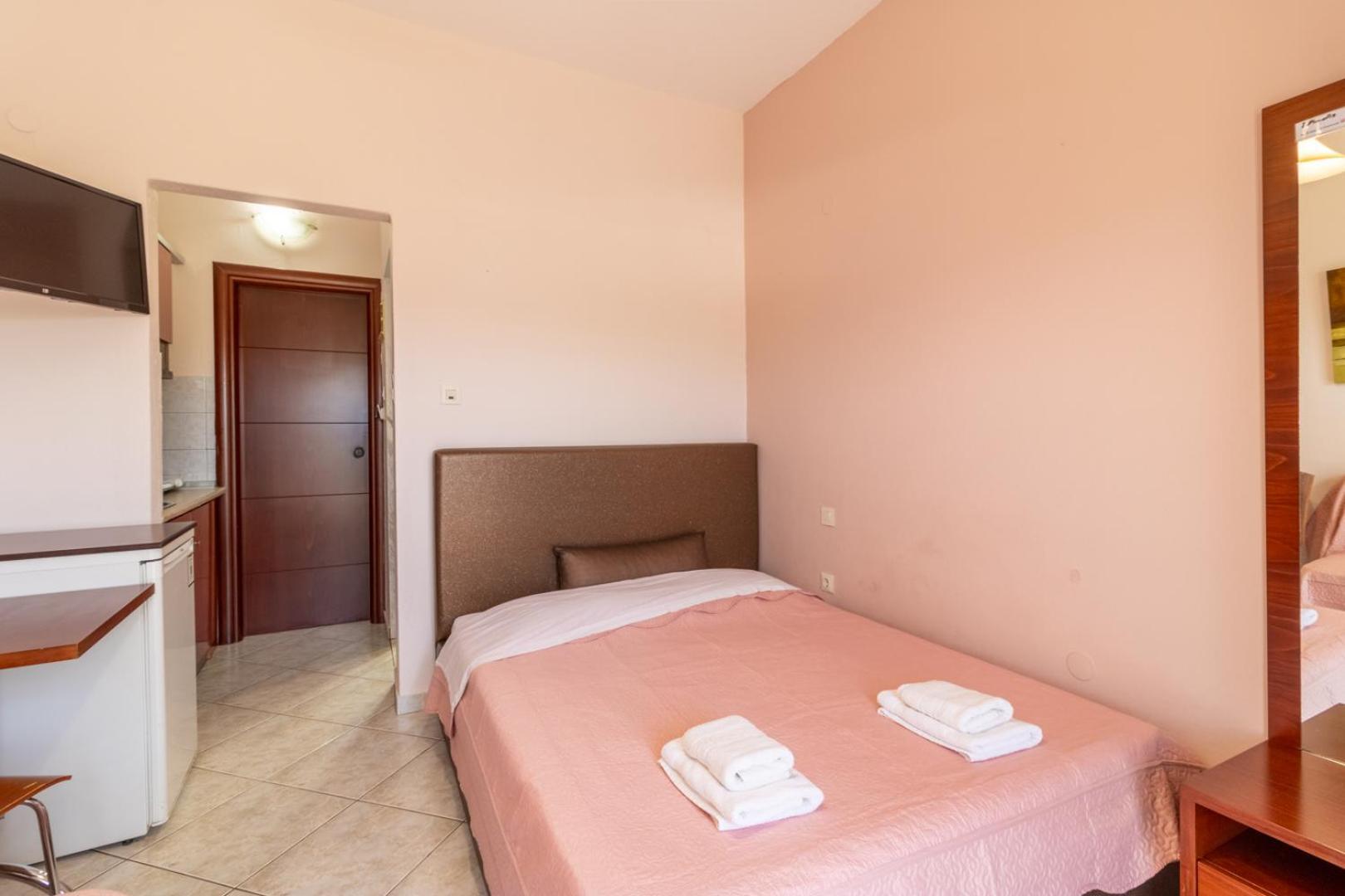 Iliadis House Sarti