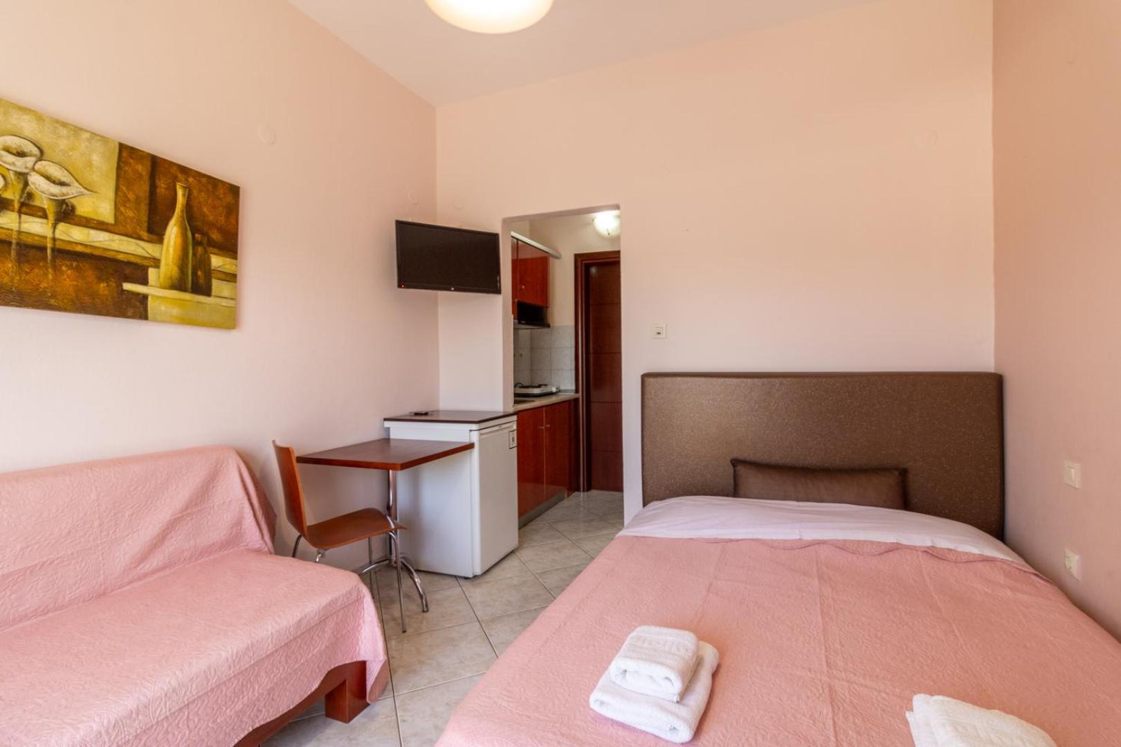 Apartment Iliadis House *