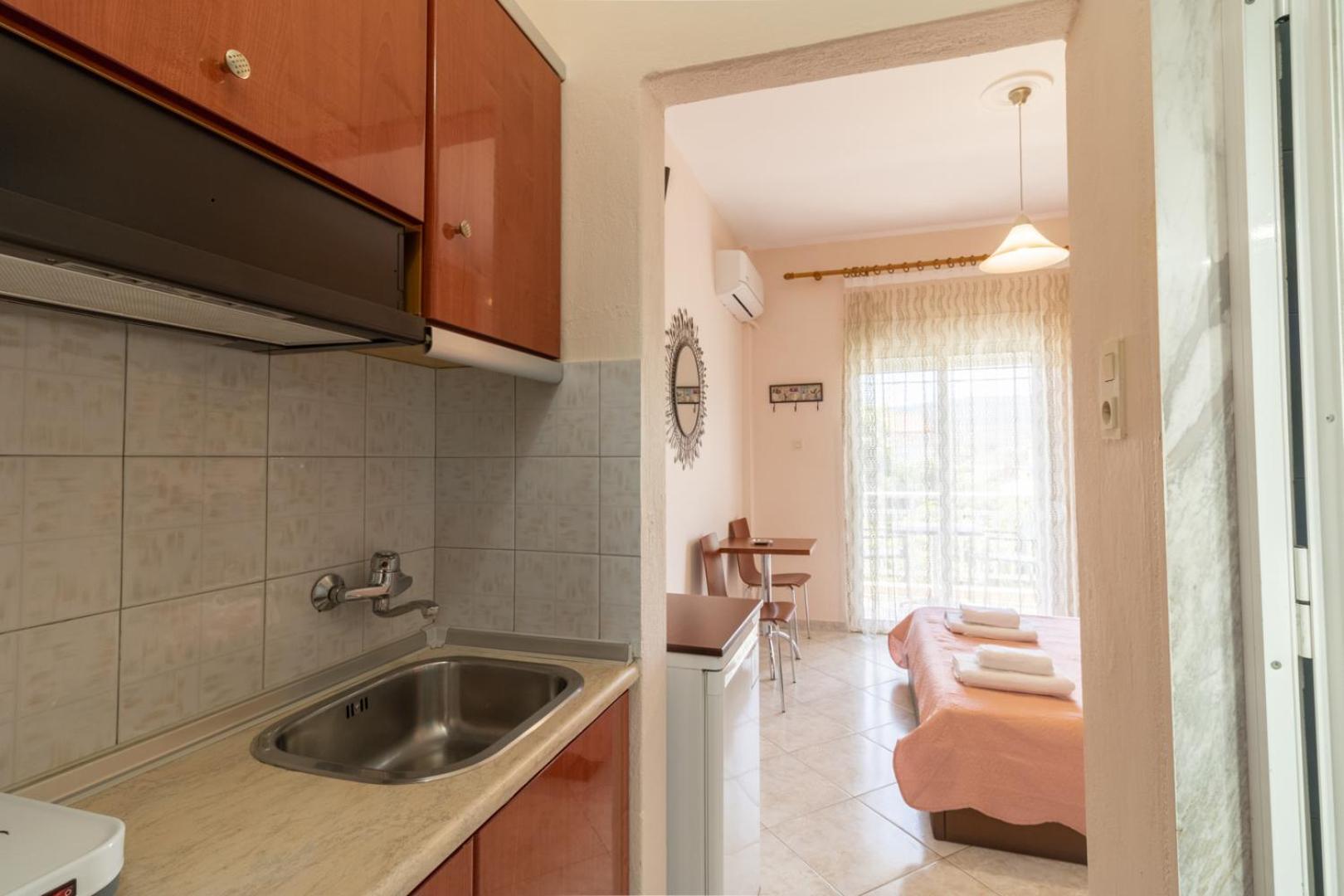 Apartment Iliadis House *