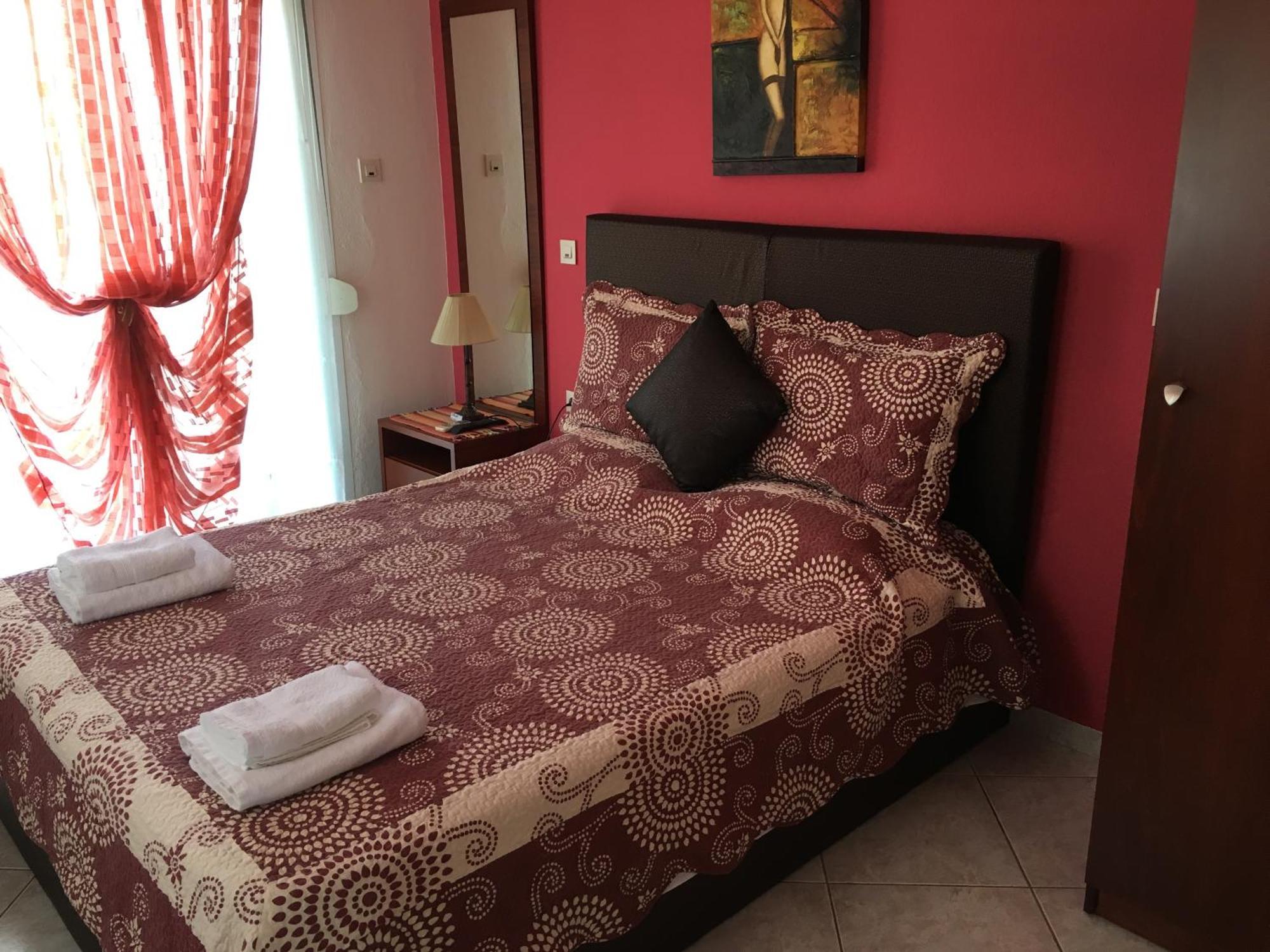 Apartment Iliadis House *