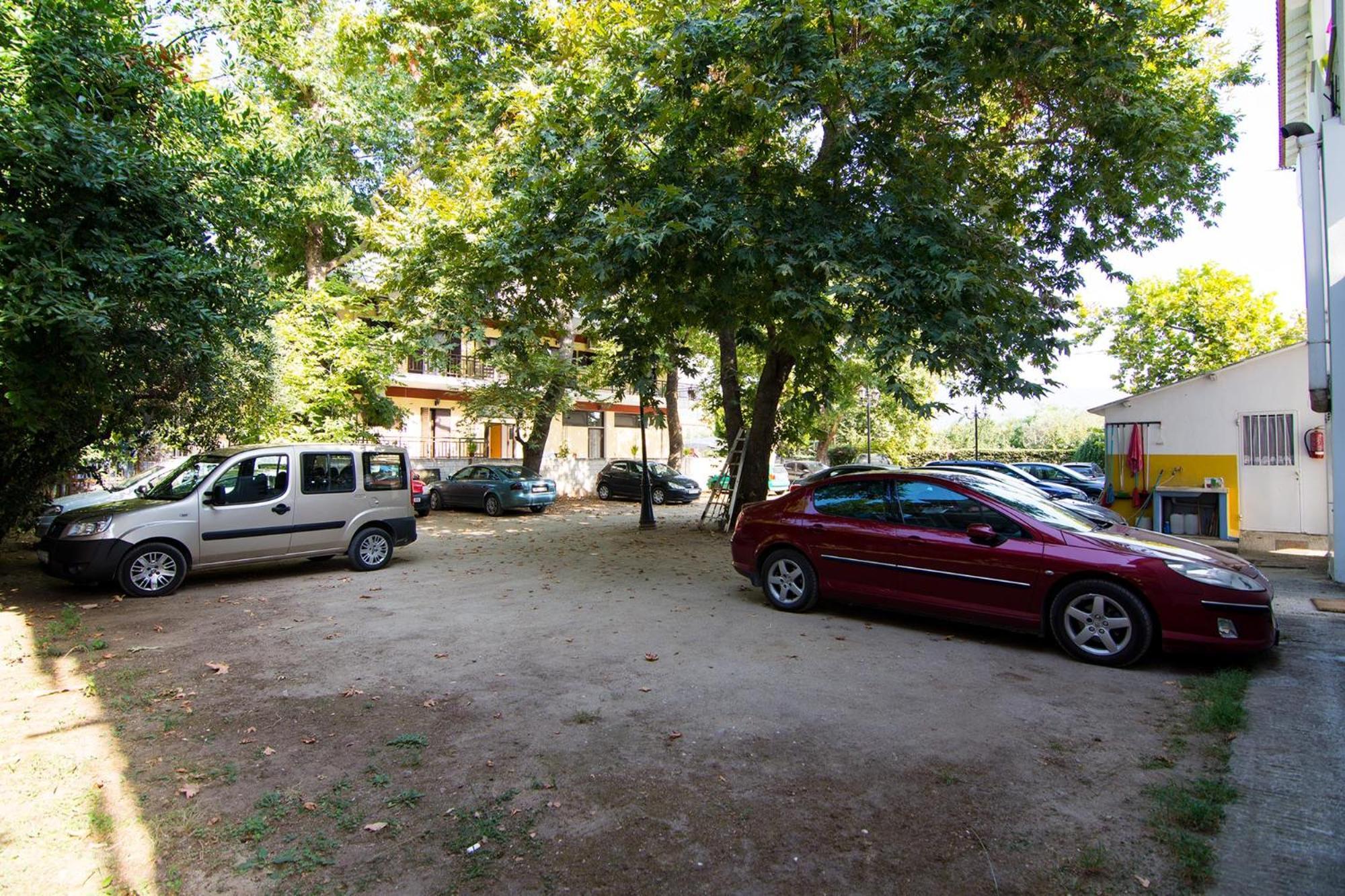 Hotel Armiriki Vrasna