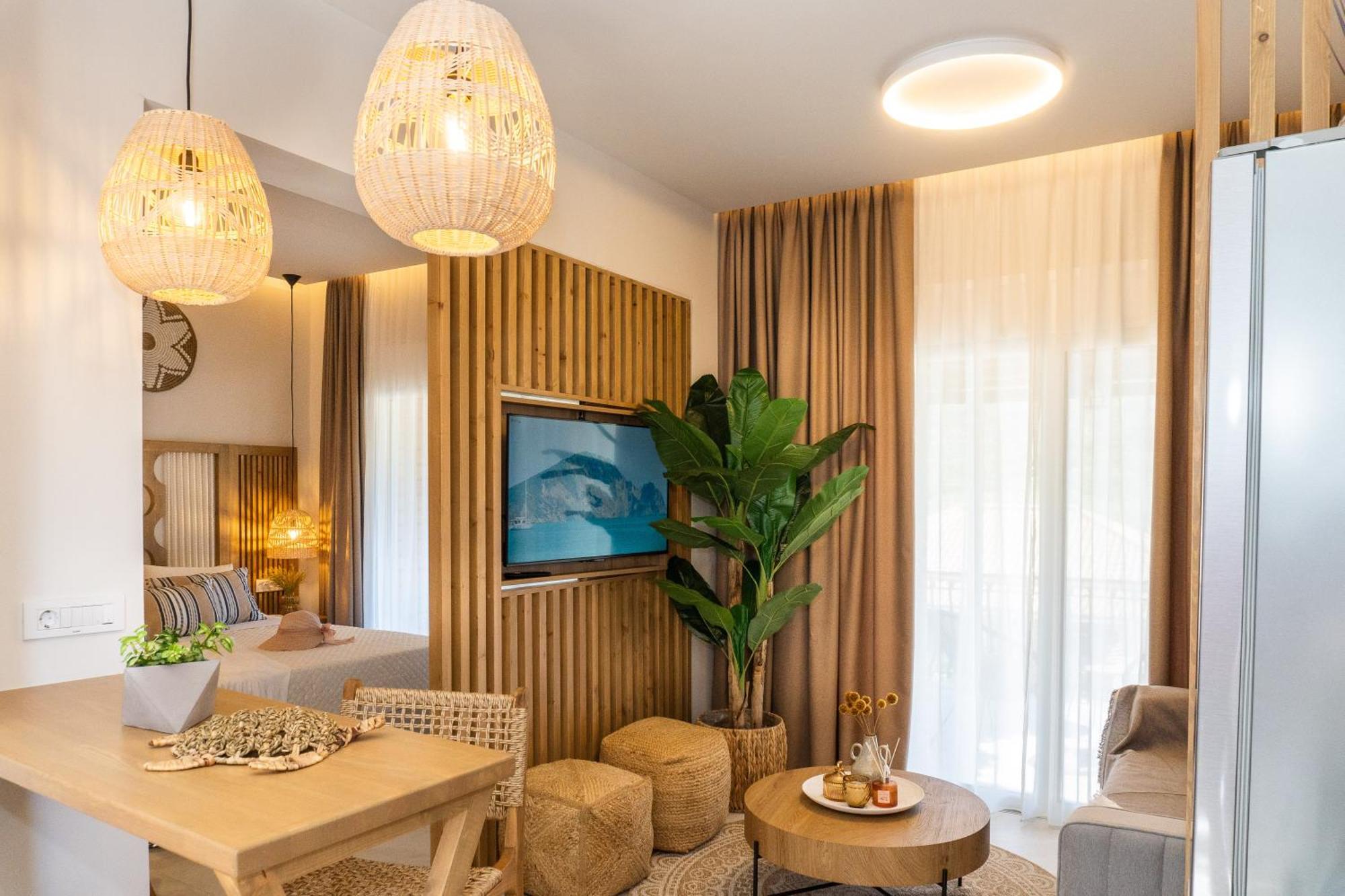 Nikos Apartment *