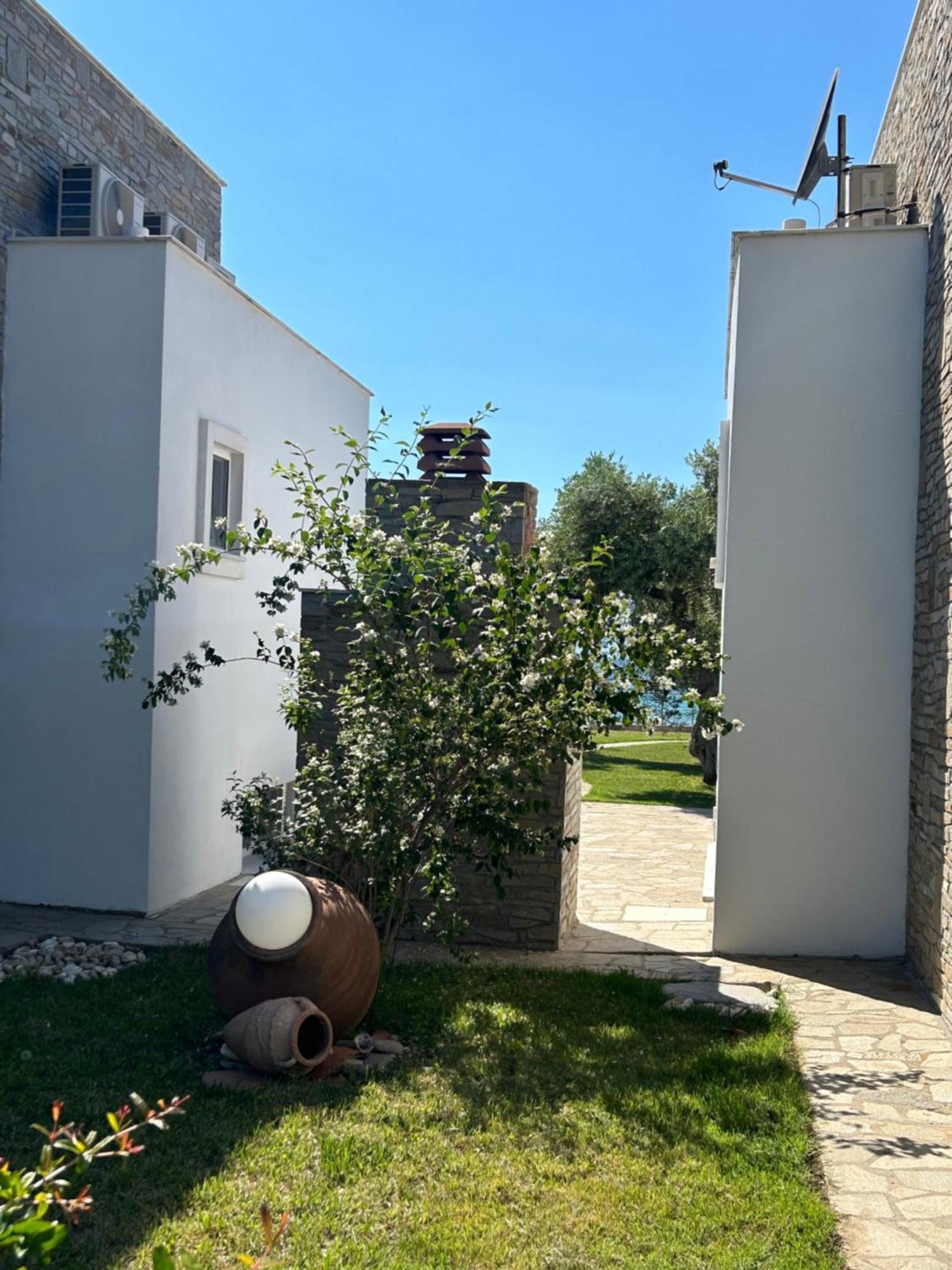 Villa Arhondula