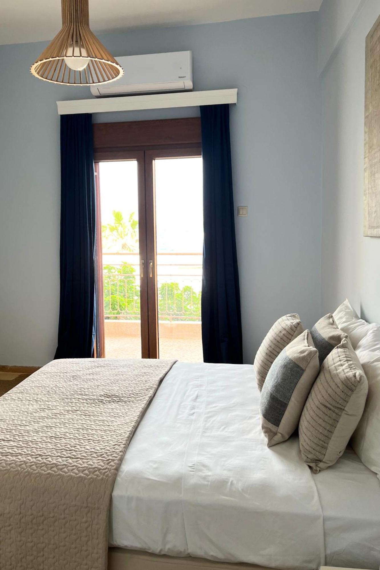 4Br Newly Renovated Retreat Tranquil Coastal Haven Apartment *
