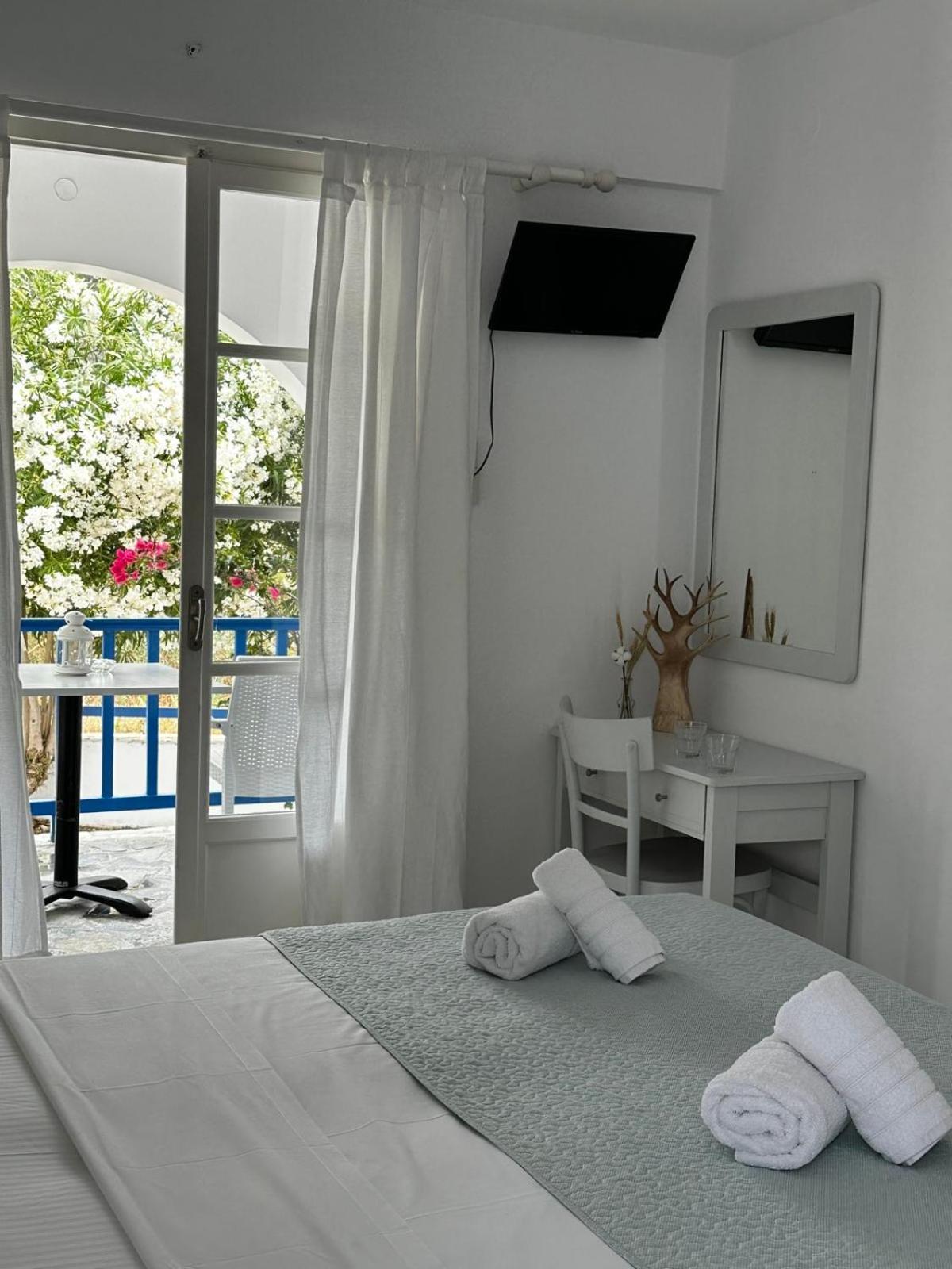 Hotel εvi Evan