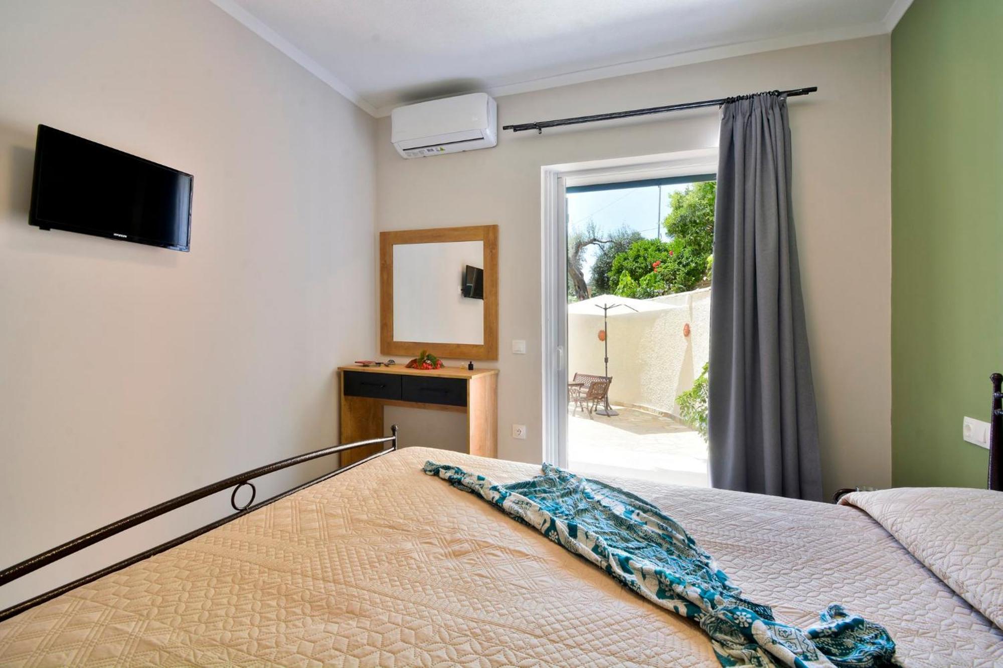 Rhea Complex Apartment