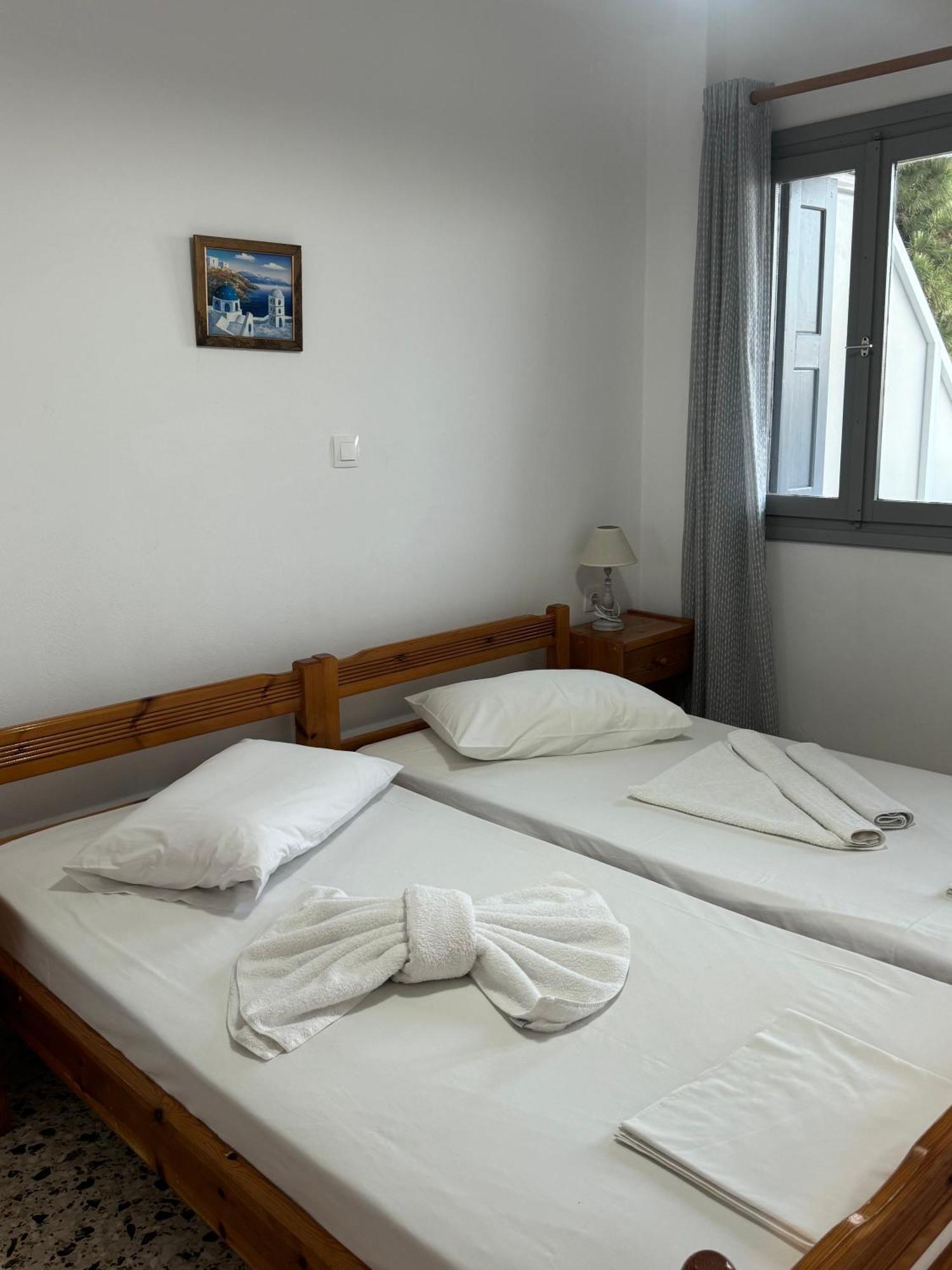 Akti And Guest house Livadi (Serifos)