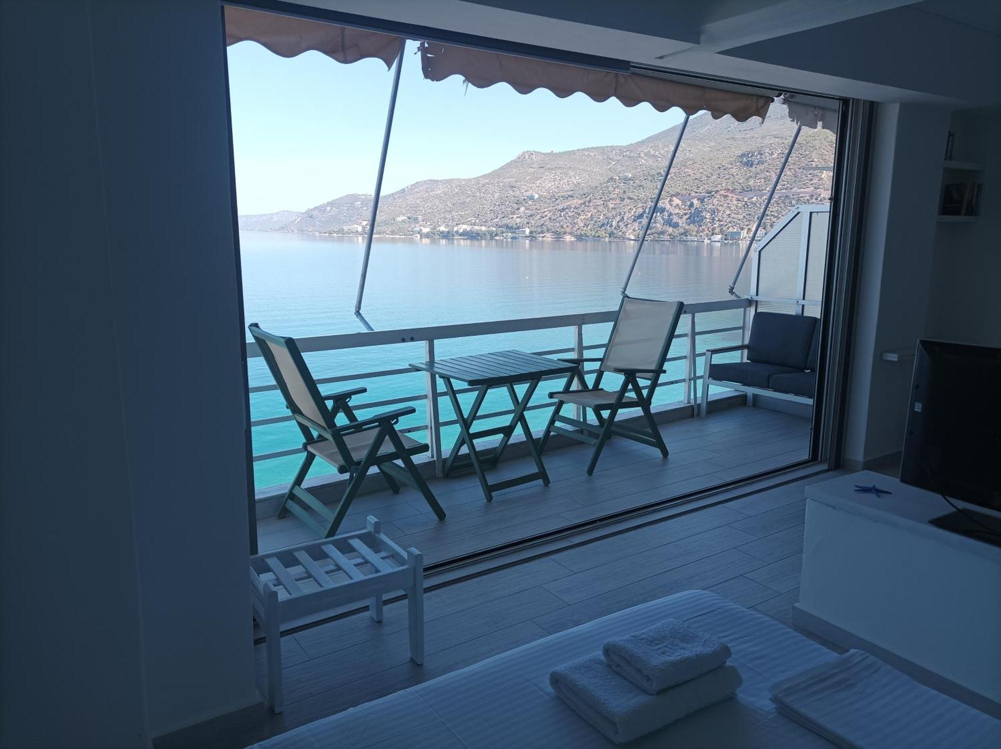 Apartment Blue Bliss *