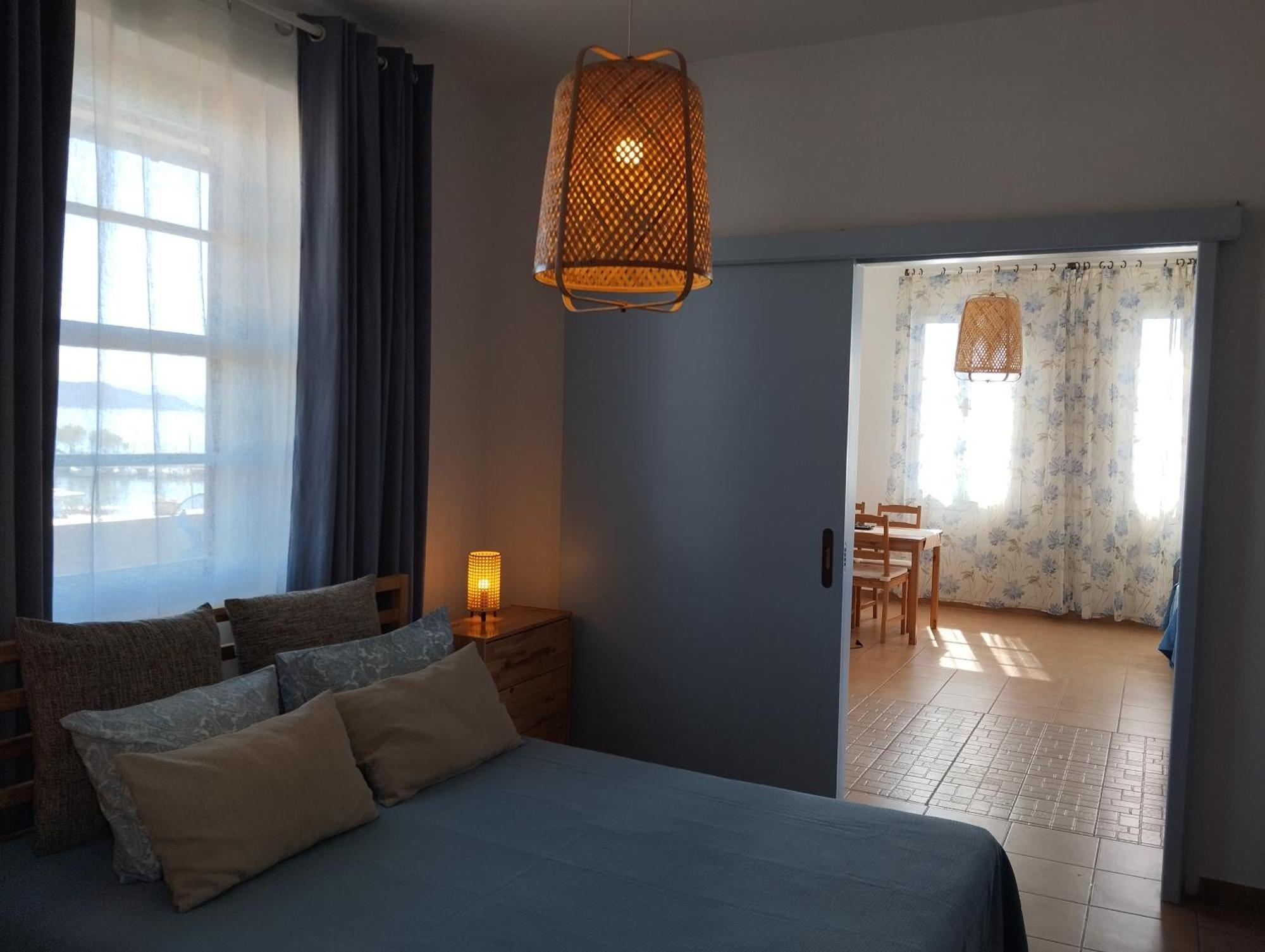 Apartment Port 2-διαμέρισμα στο λιμάνι της αίγινας 2 *
