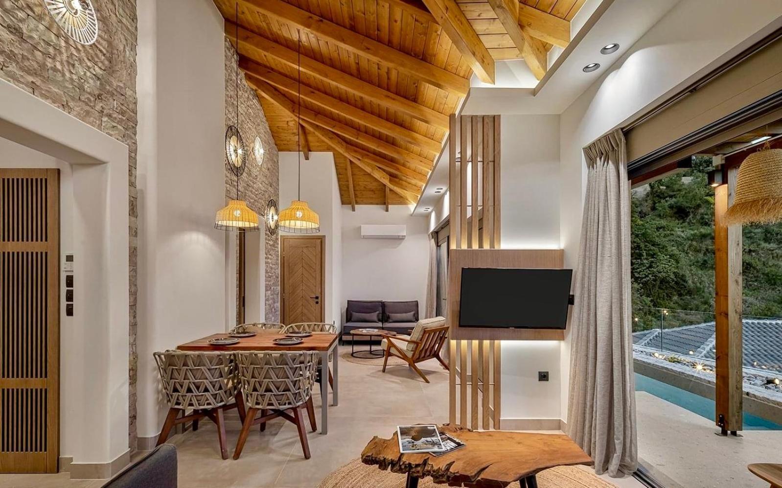Luxury Living *
